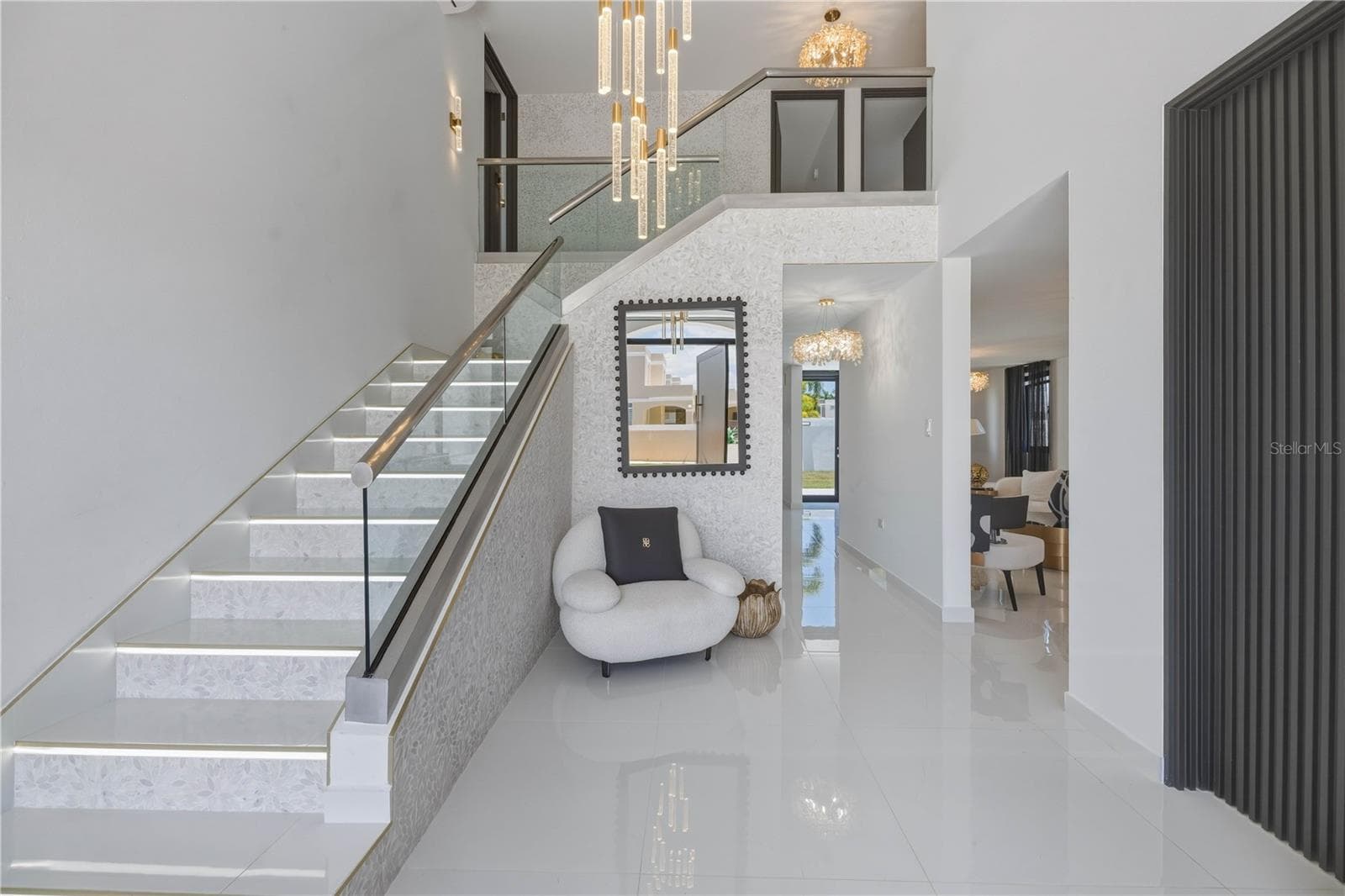 629 Mar De Bering, PR