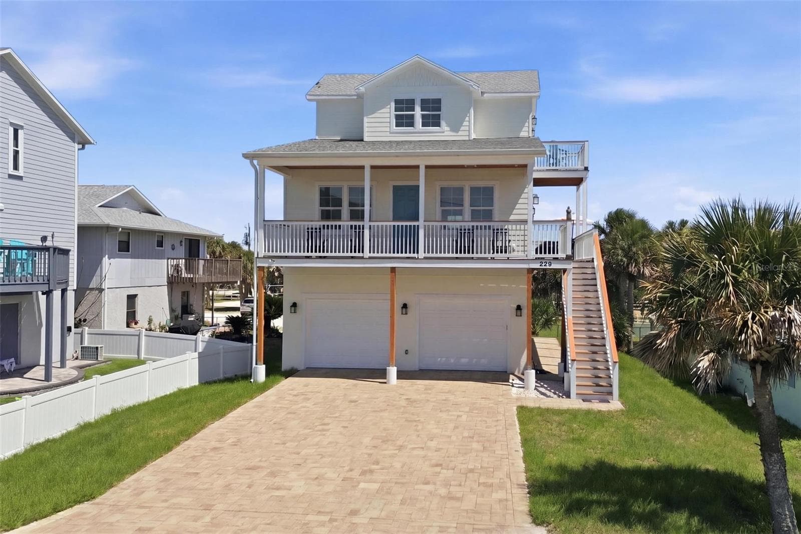 856 Ladyfish Ave, FL
