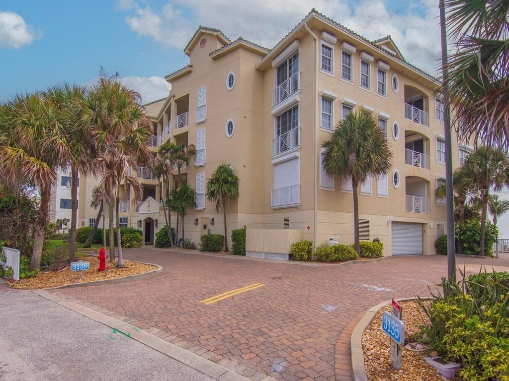 3135 Highway A1a #202, FL