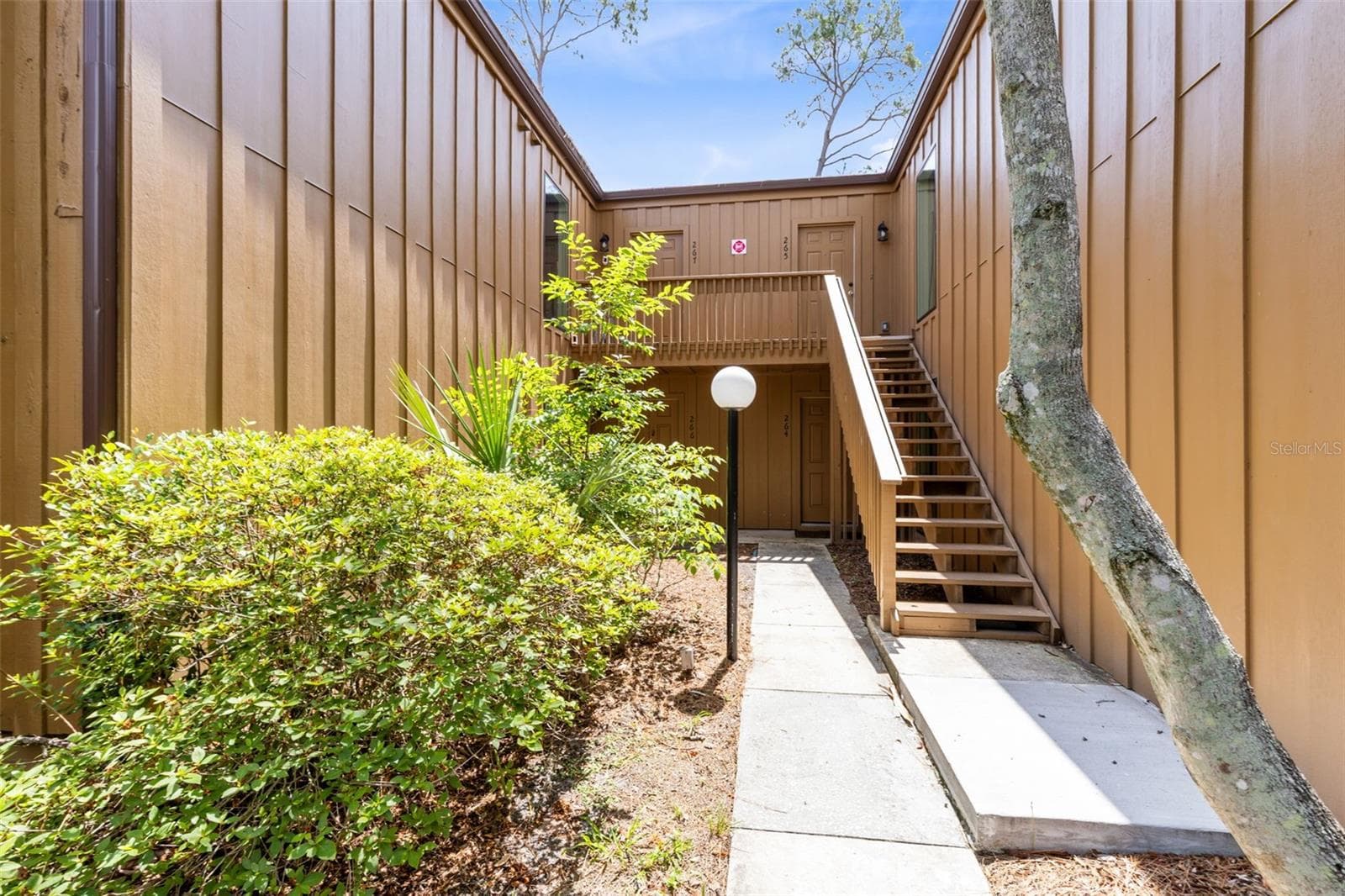 267 Crown Oaks Way #267, FL