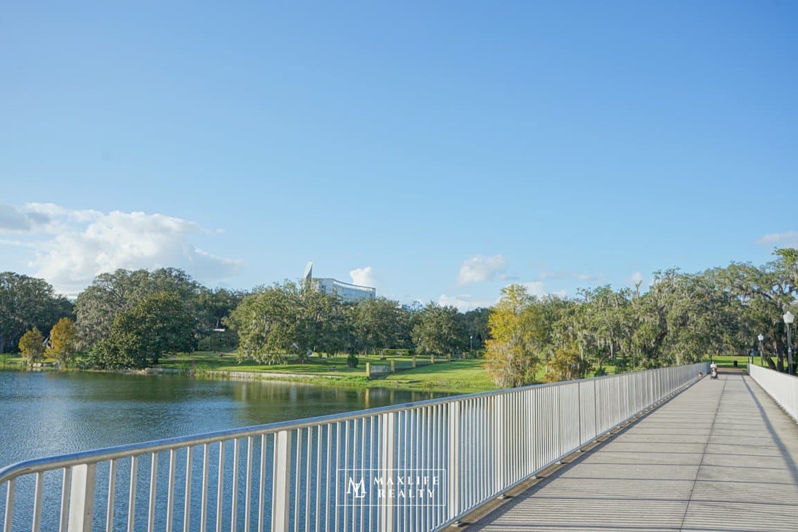 Lake Formosa pedestrian bridge with the Orlando Science Center on the horizon, just south of Winter Park