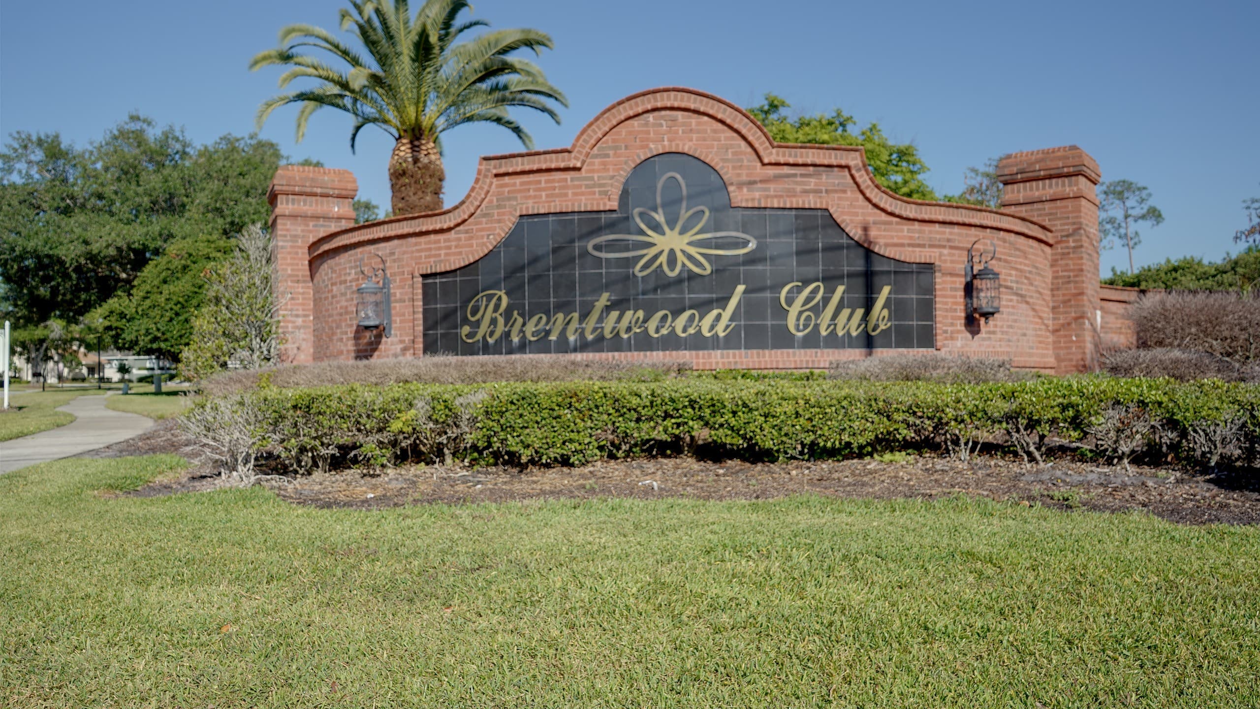 Entrance sign at Brentwood Club in Dr. Phillips, FL
