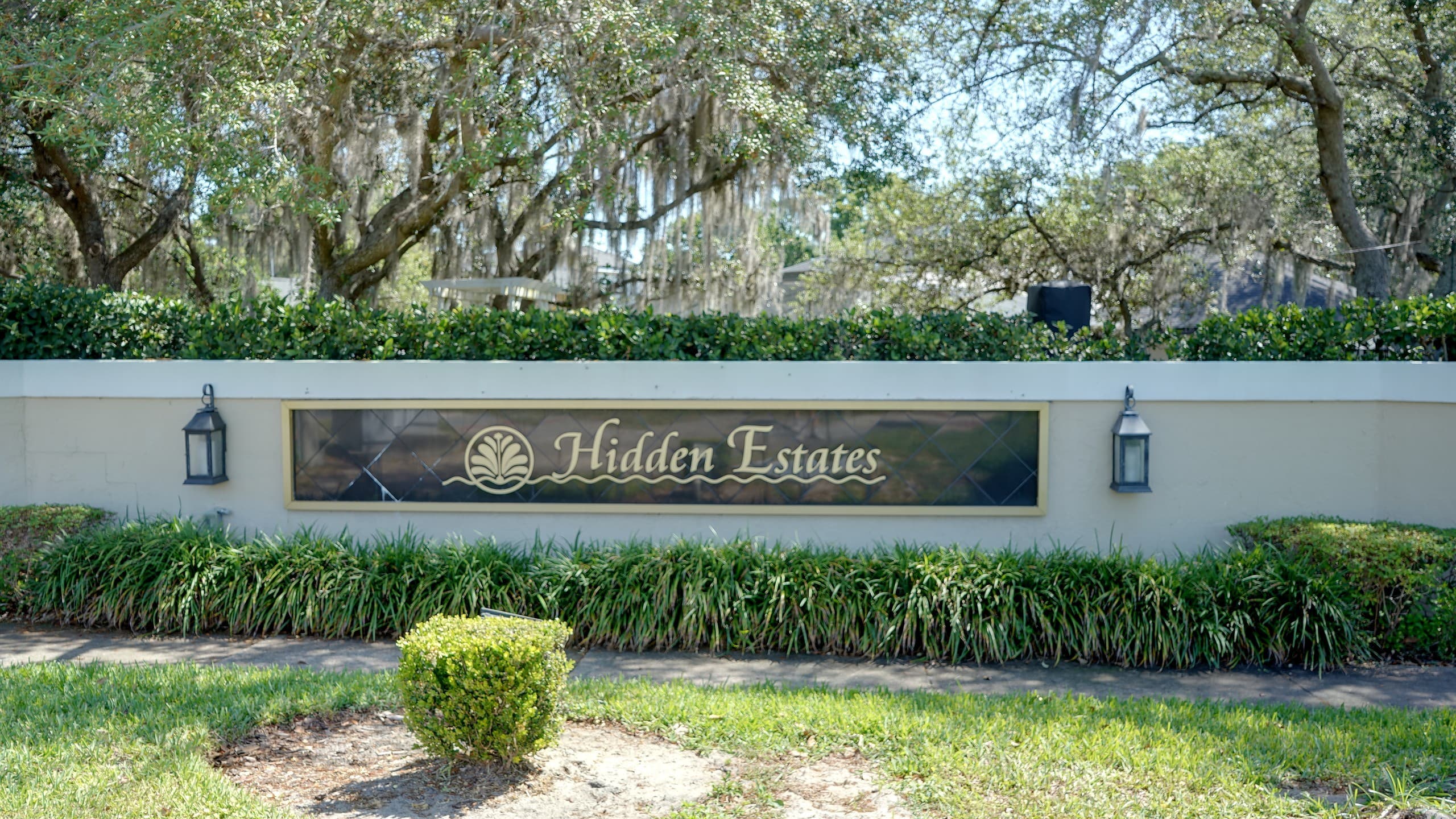 Entrance sign at Hidden Estates in Dr. Phillips, FL