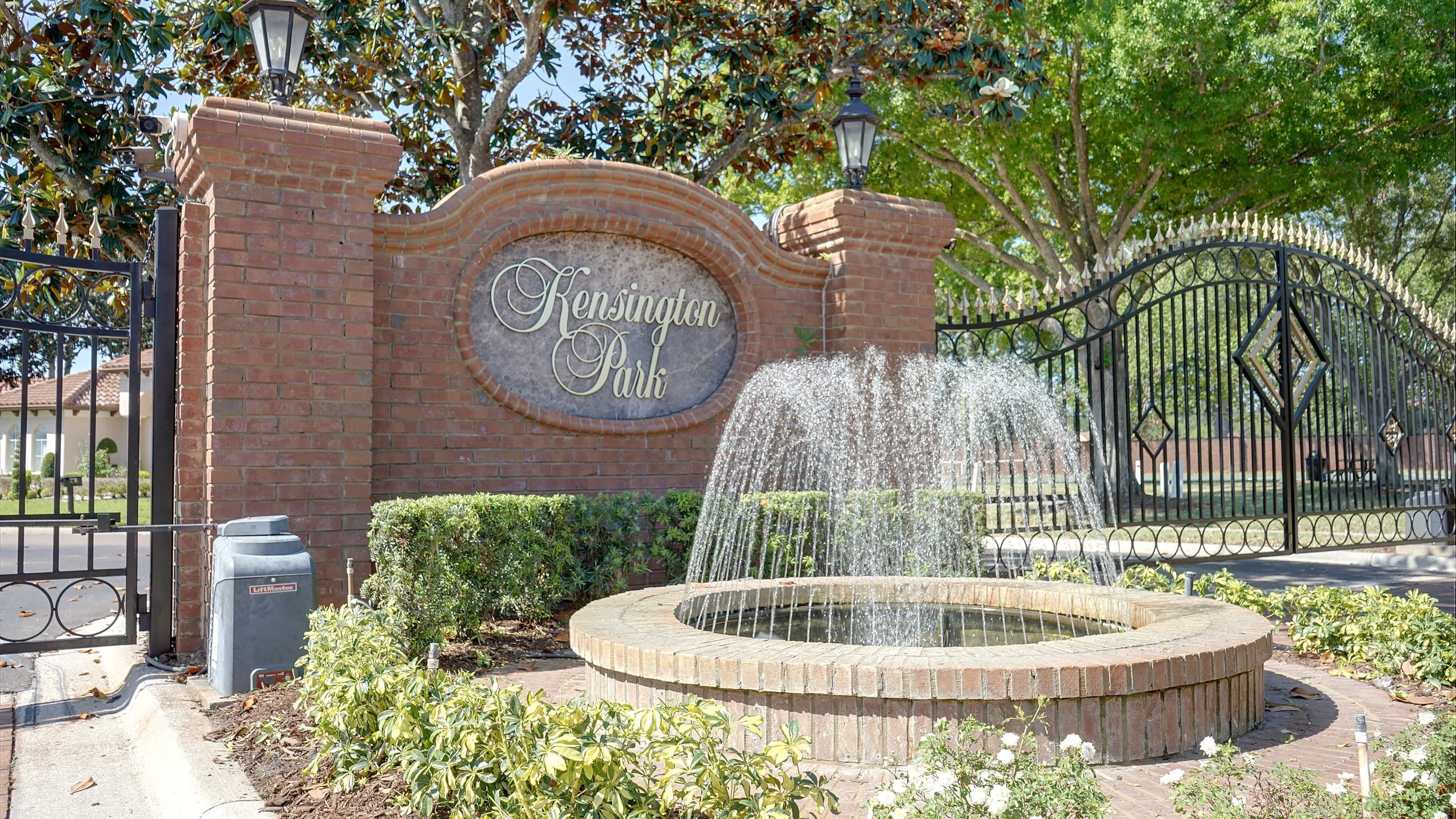 Entrance gate at Kensington Park in Dr. Phillips, FL
