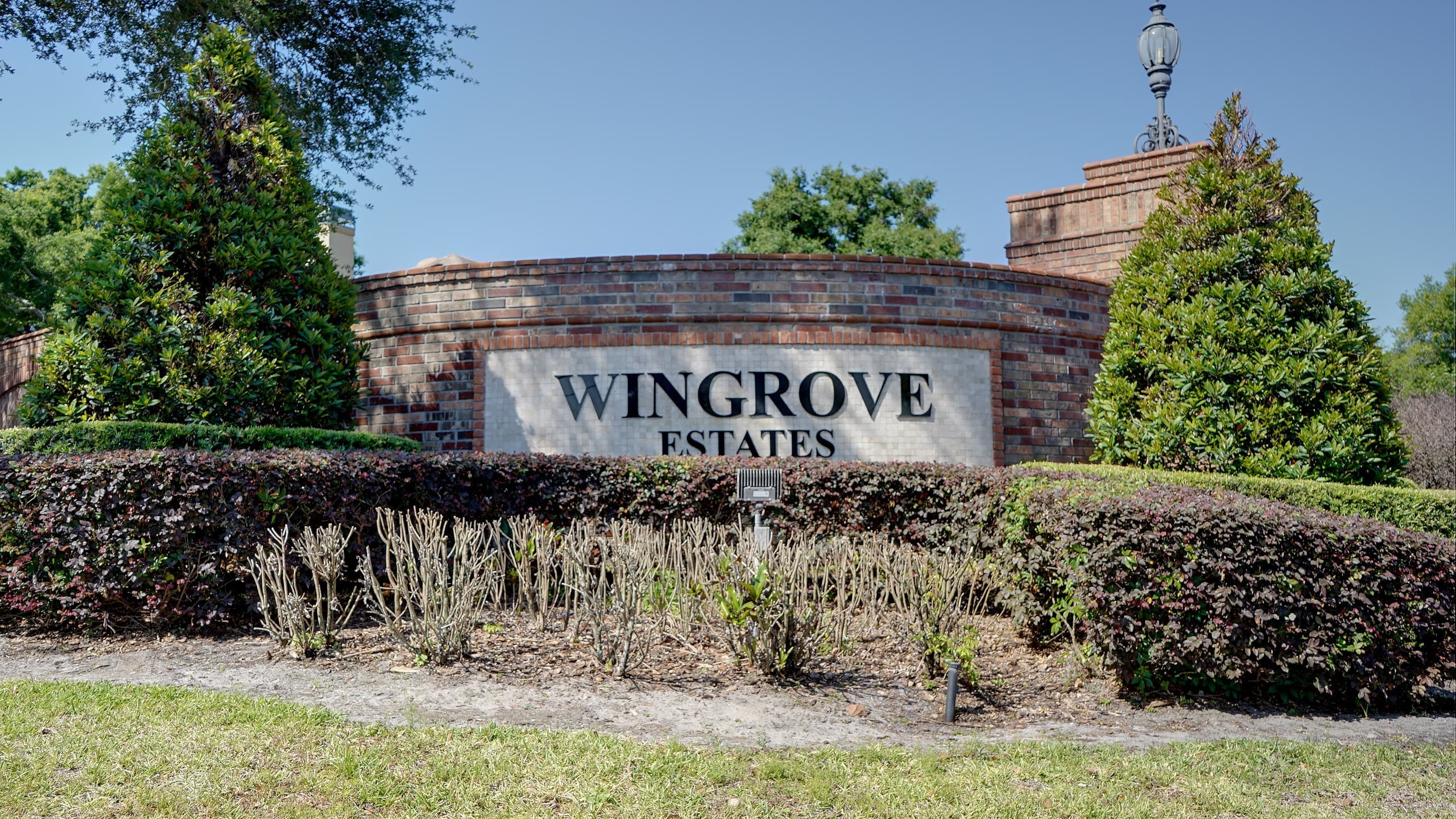 Wingrove Estates neighborhood entrance corridor, Dr. Phillips