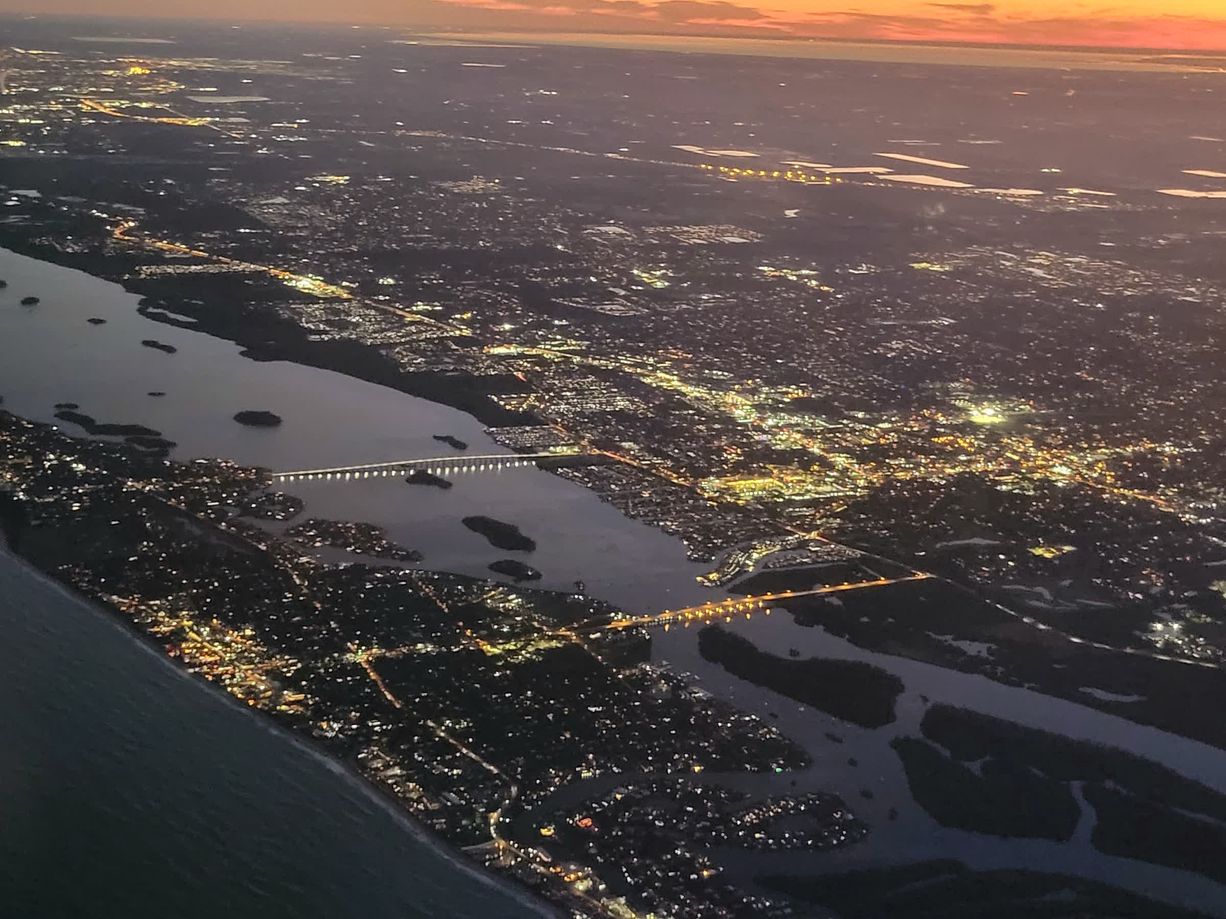 Aerial view of Vero Beach at night from the air — CC BY-SA 4.0 by Kiran891