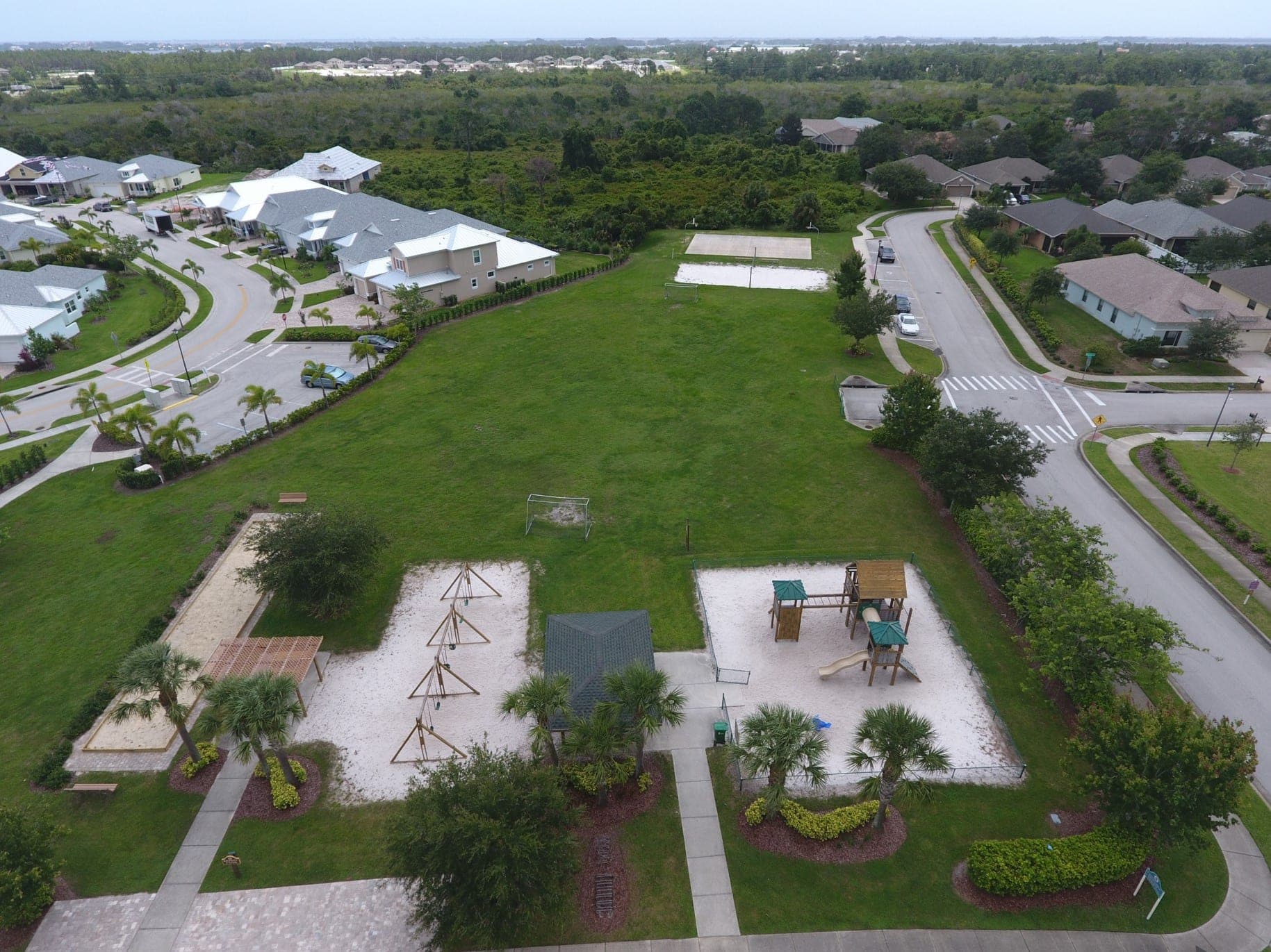 Capron Ridge entrance and amenities