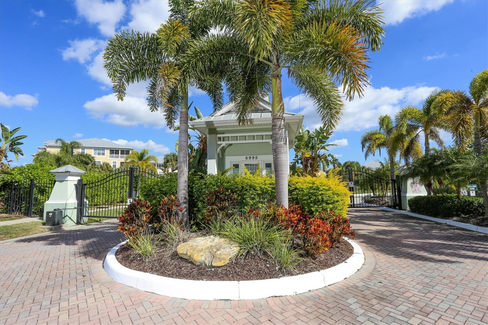 10640 Lemon Creek Loop, FL