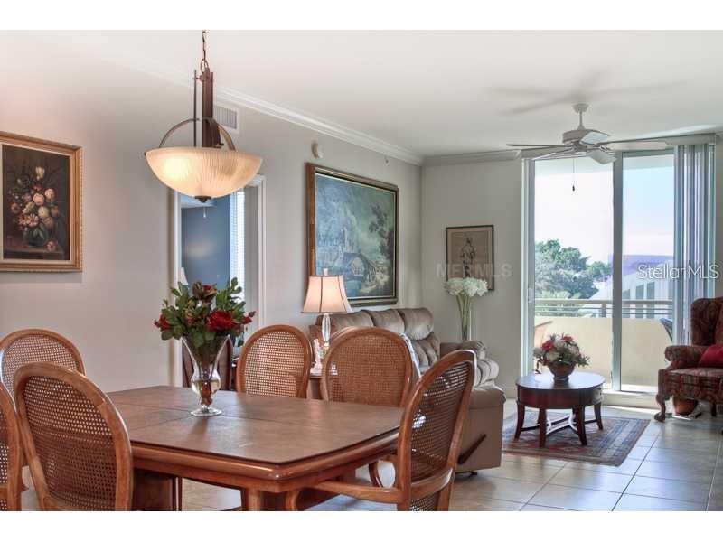 800 N. Tamiami Trail, FL