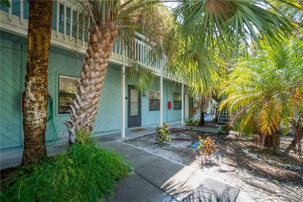 5041 N Beach Rd., FL