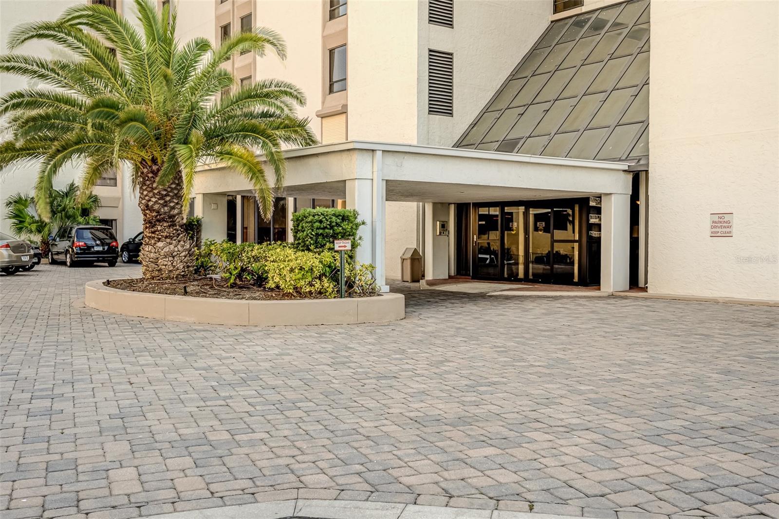 450 Gulfview Boulevard, FL