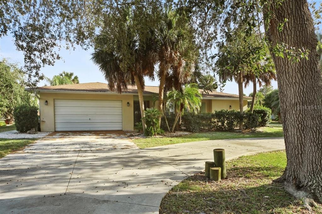 500 Green Dolphin Drive, FL