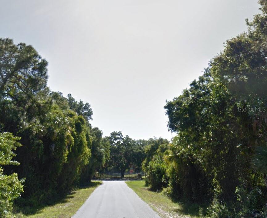 18113 Luscar Ave, FL