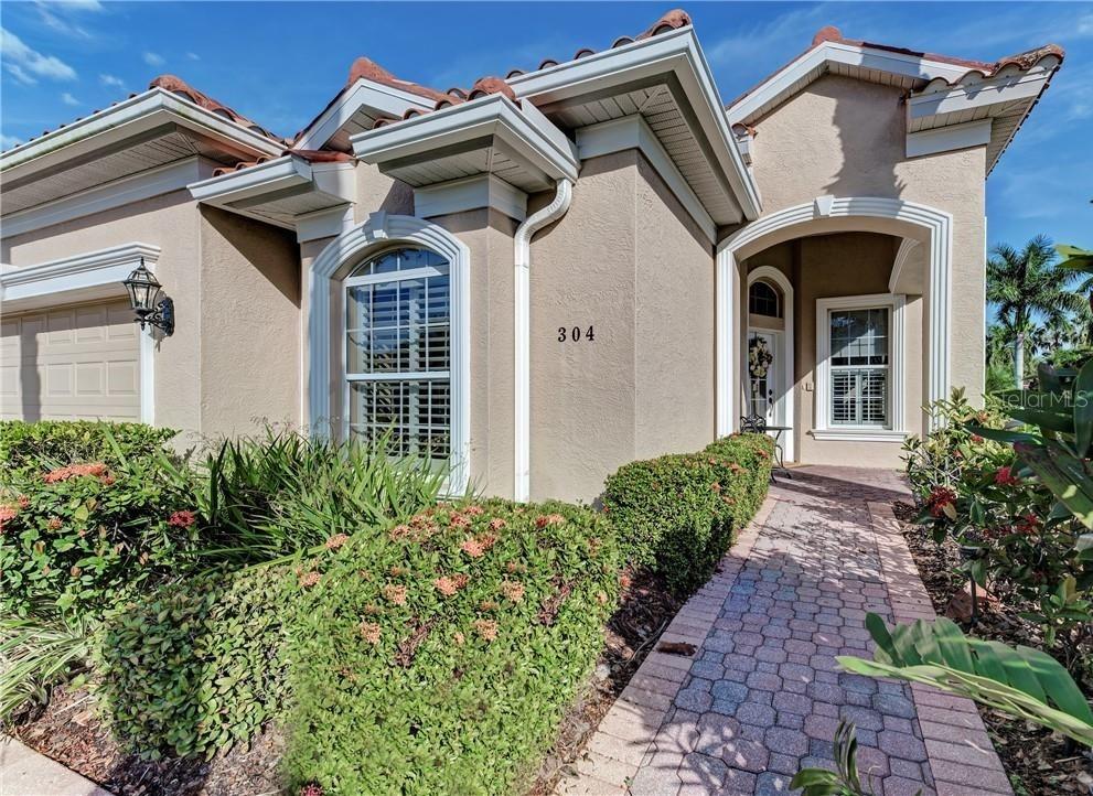 304 8th Ave E, FL