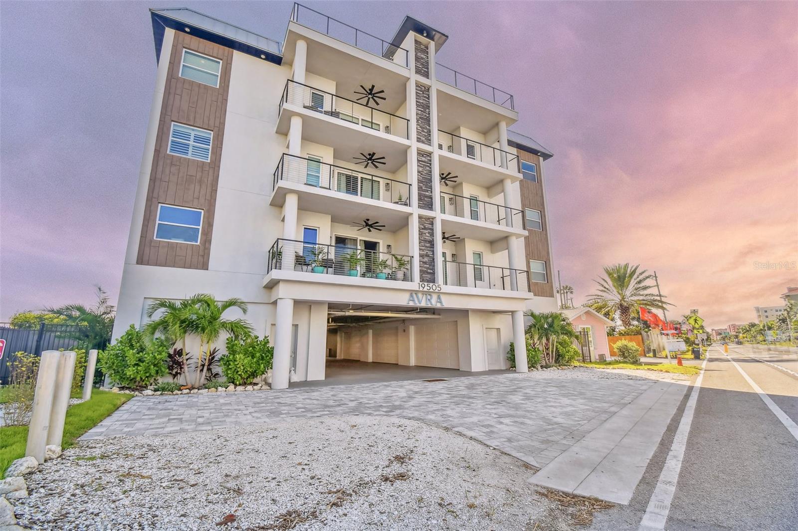 19505 Gulf Blvd #404, FL
