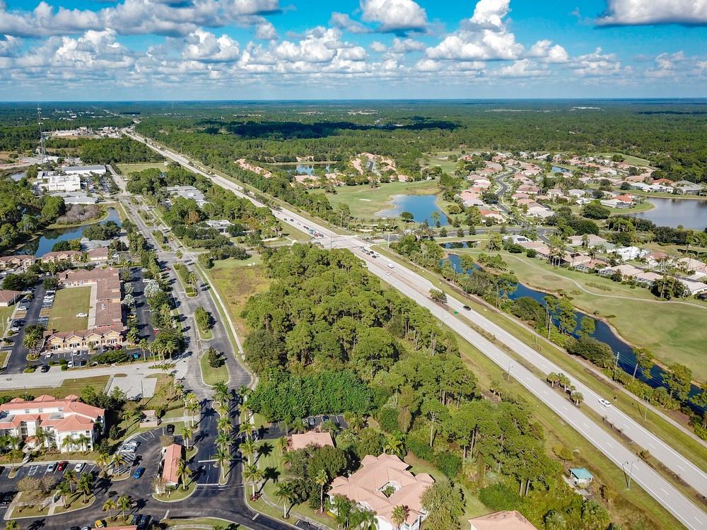 3020 Bobcat Village Center Rd, FL