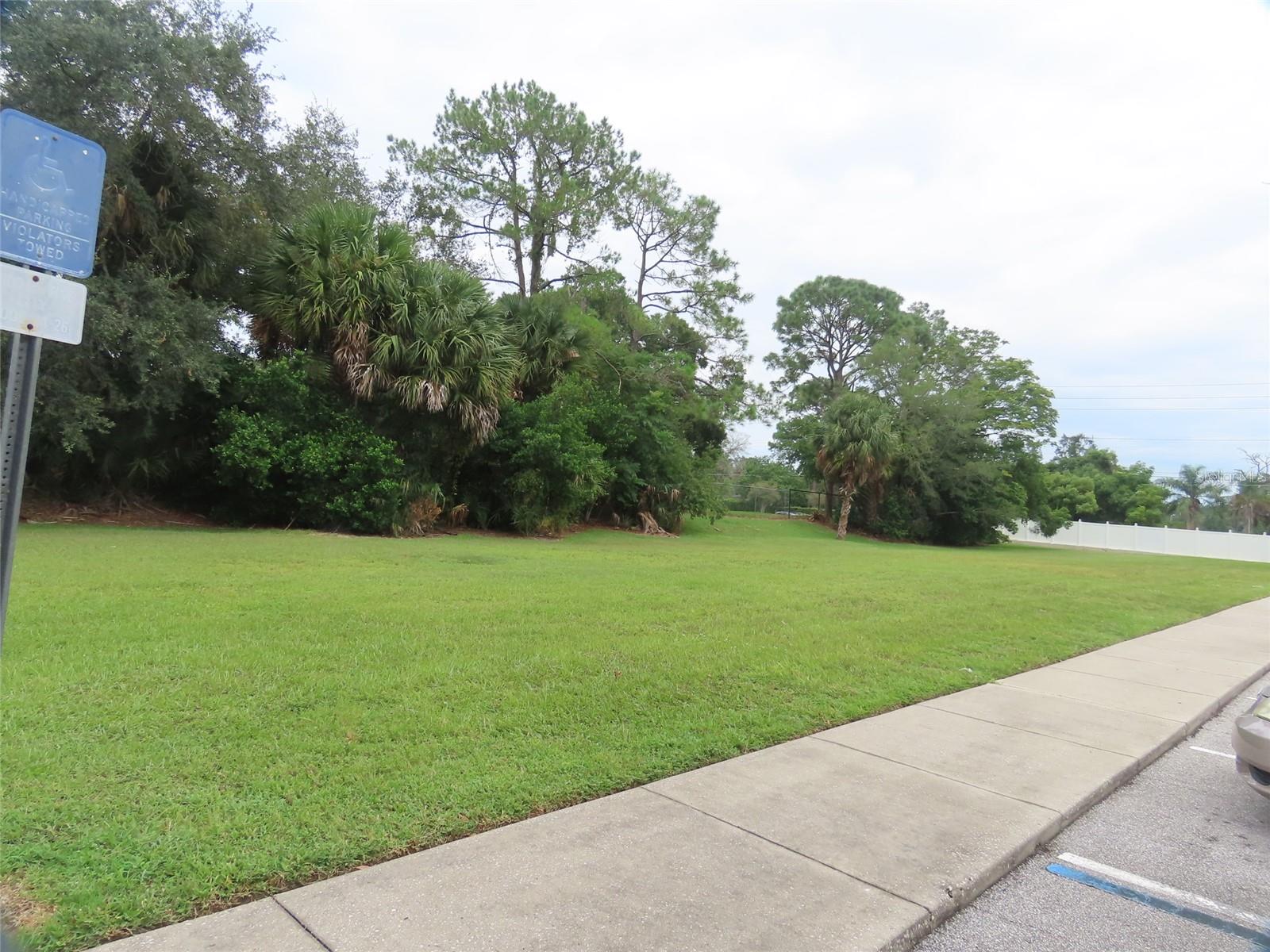 511 Sun Ridge Place, FL