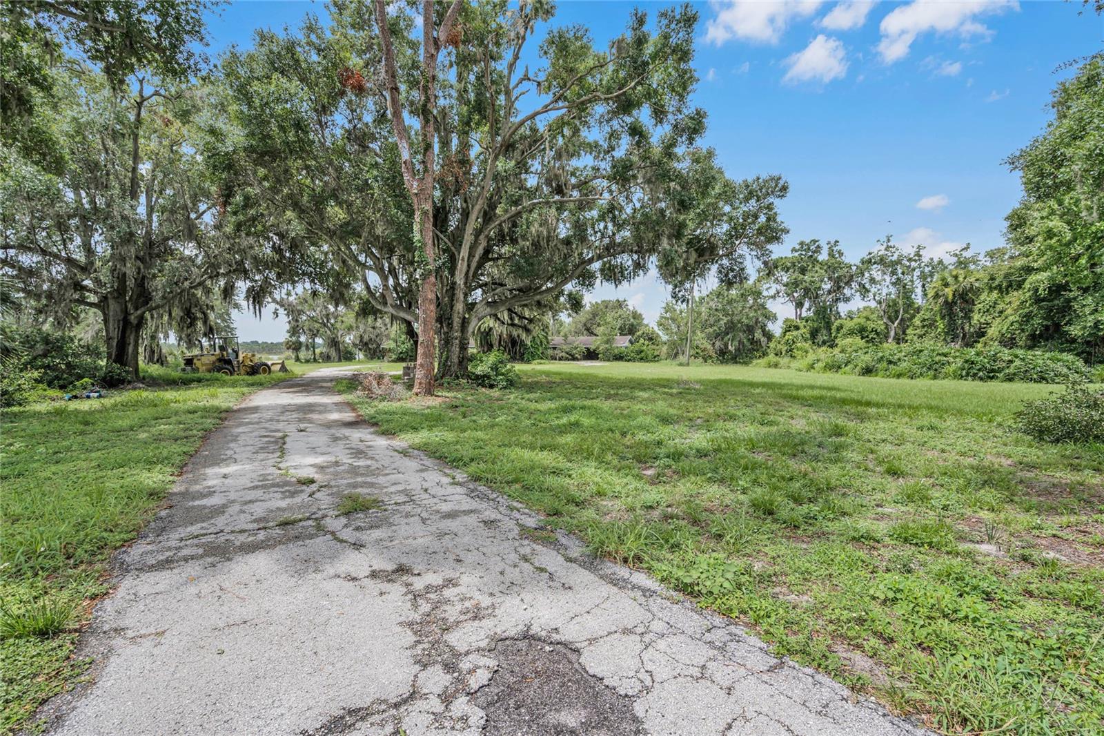 2000 Dundee Road, FL