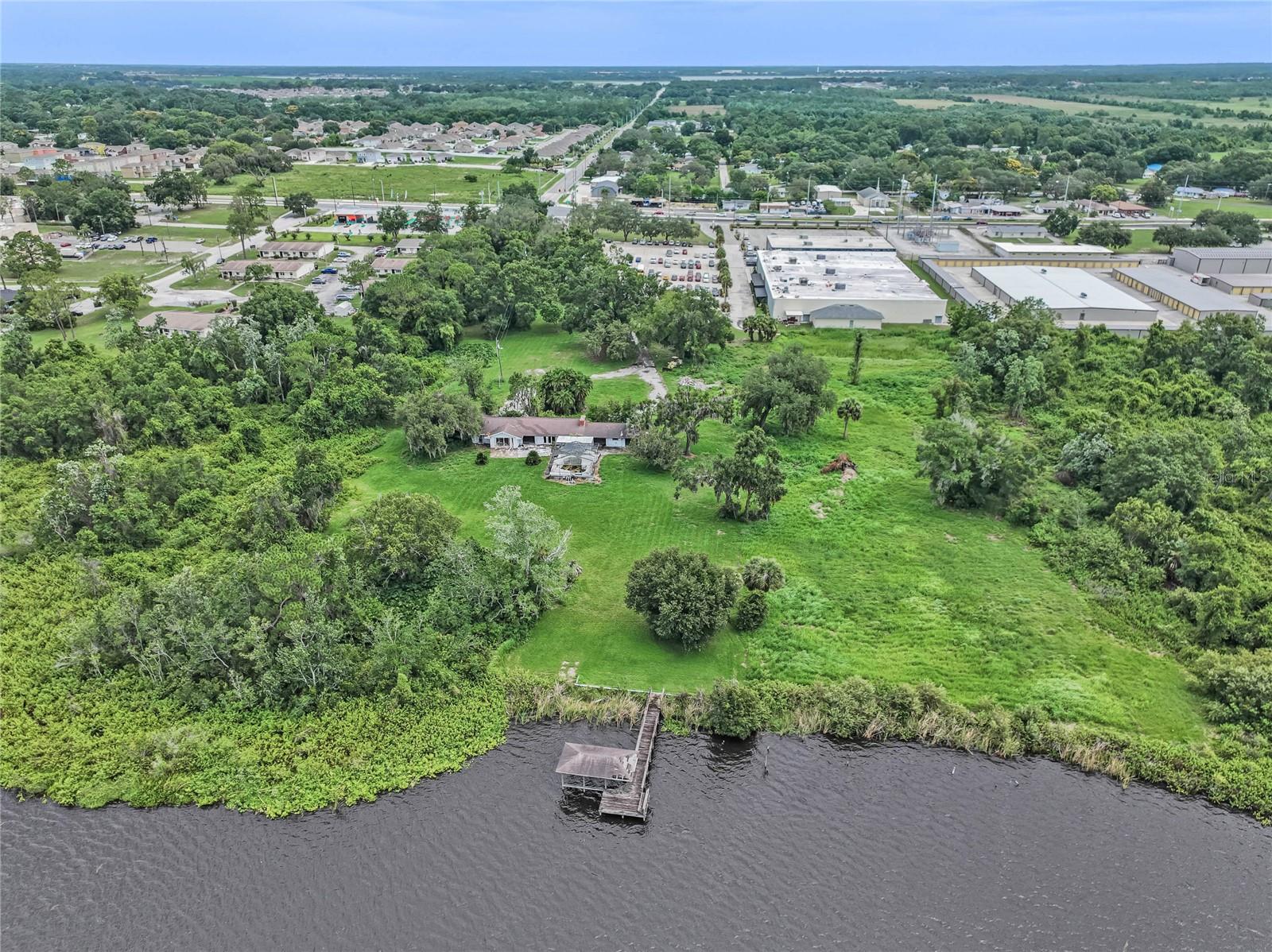 2000 Dundee Road, FL