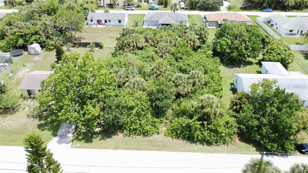 18311 Van Nuys Circle, FL