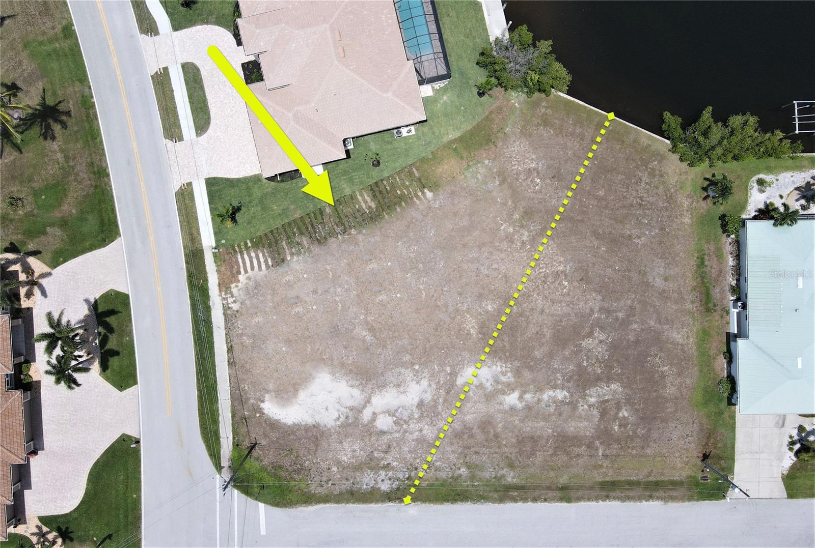 3690 Whippoorwill Boulevard, FL