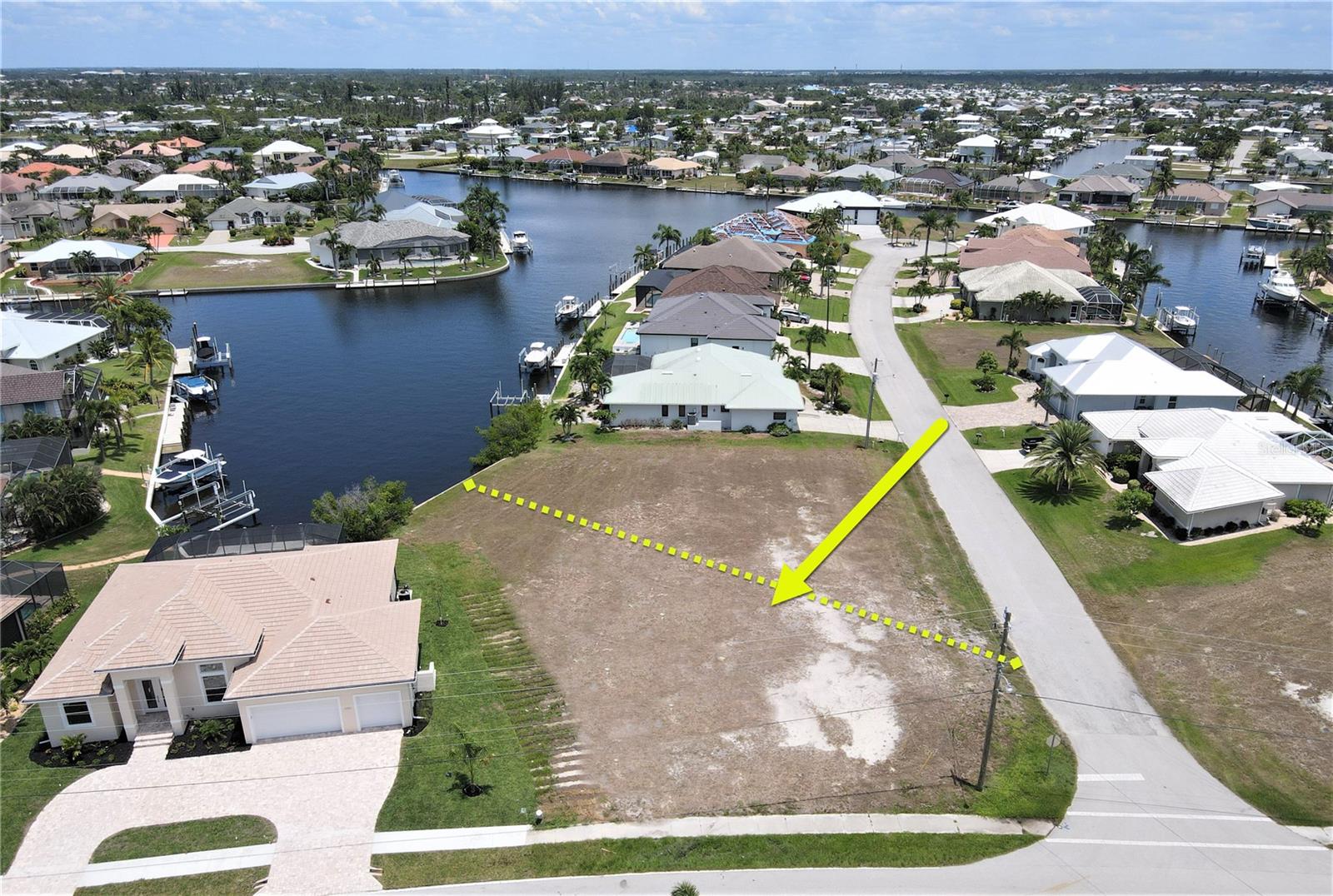 3690 Whippoorwill Boulevard, FL