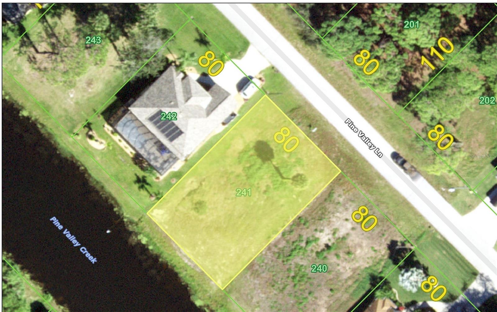 40 Pine Valley Lane, FL