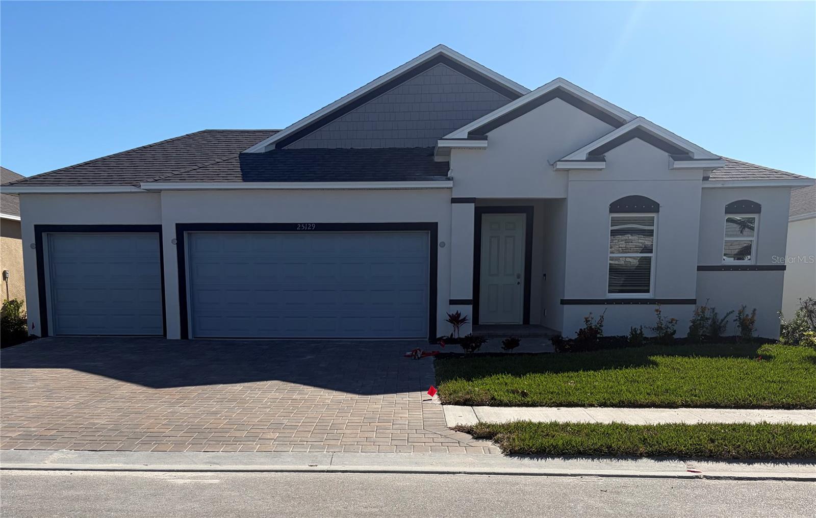 25129 Calusa Drive, FL