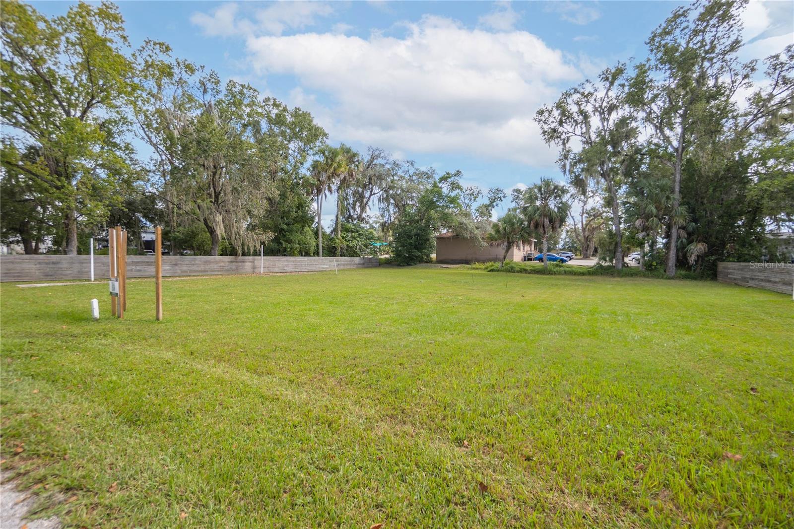 464 2nd Street, FL