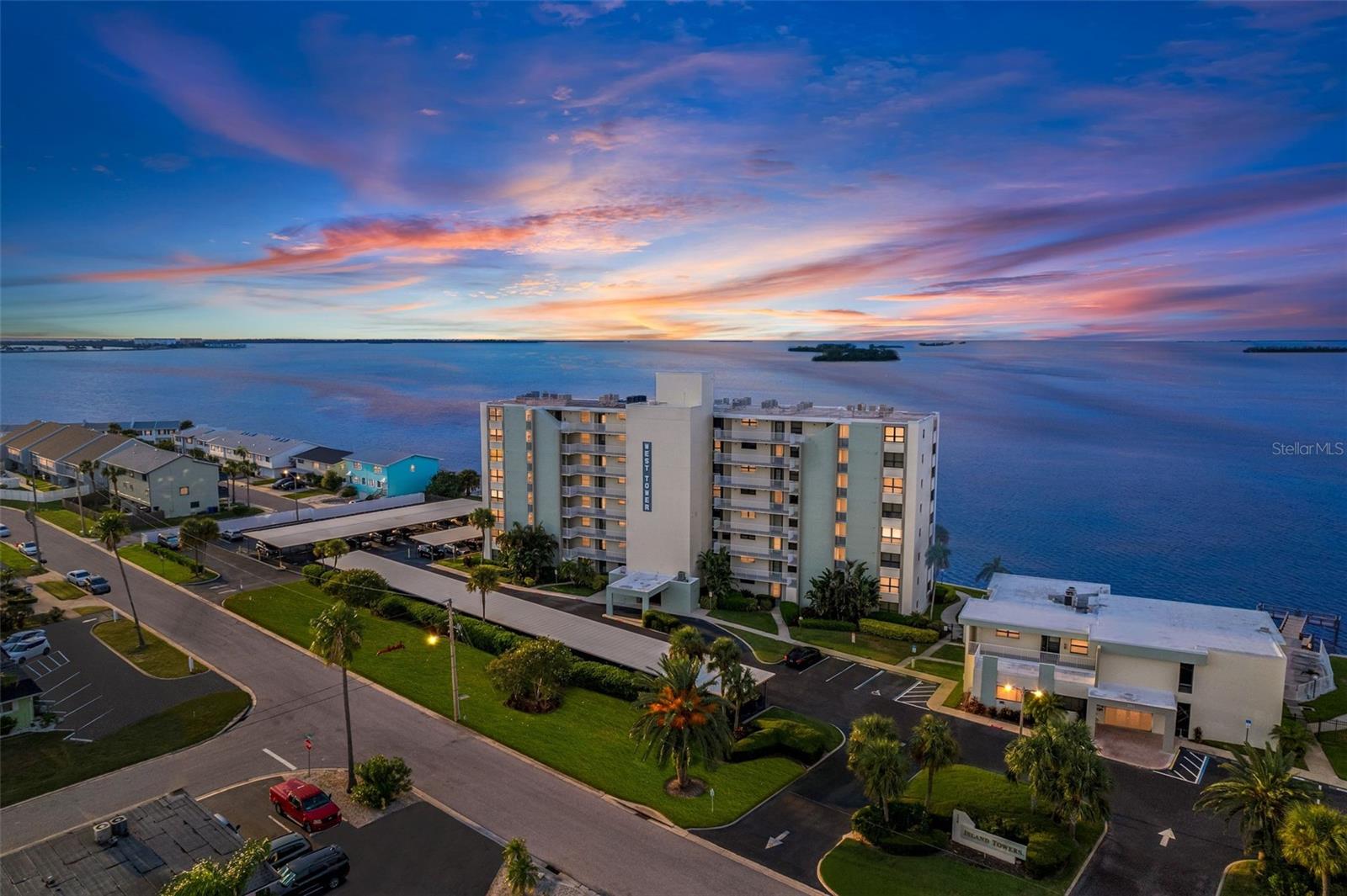200 Woodette Drive, FL