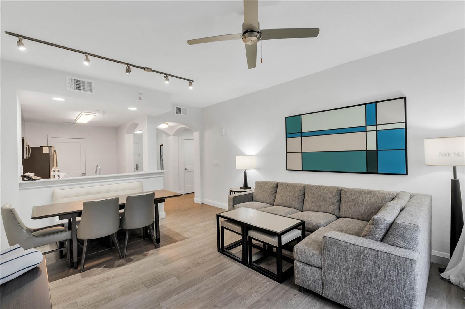 14501 Grove Resort Avenue, FL