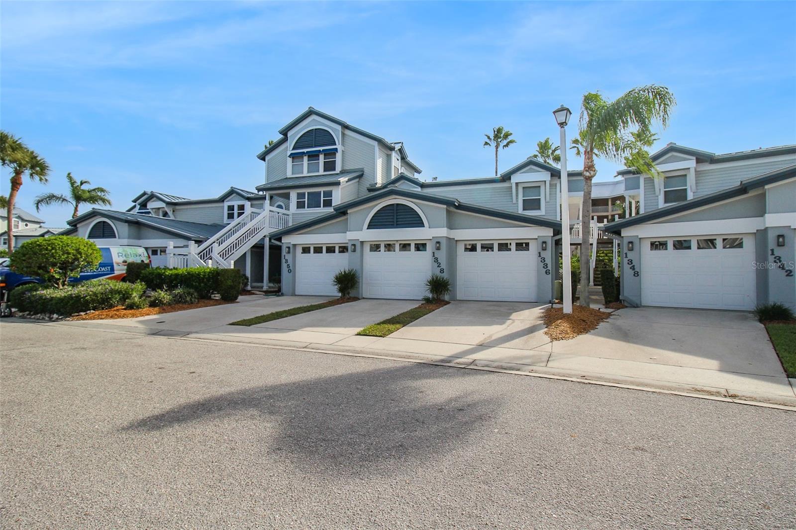 1328 Siesta Bayside Drive, FL