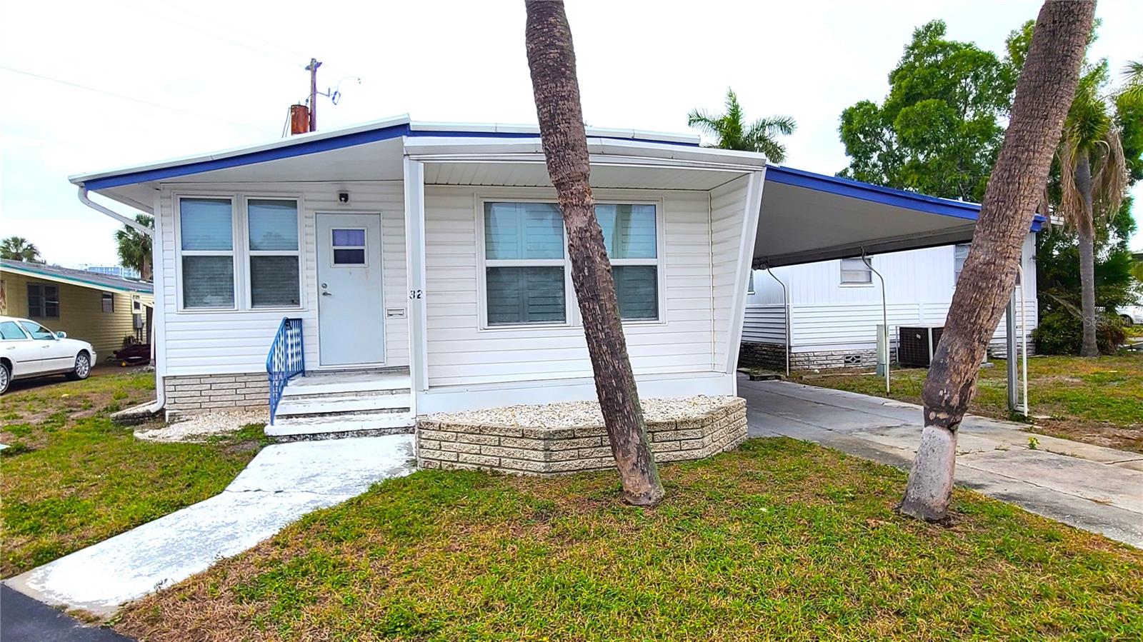4851 W Gandy Blvd #B4 L32, FL