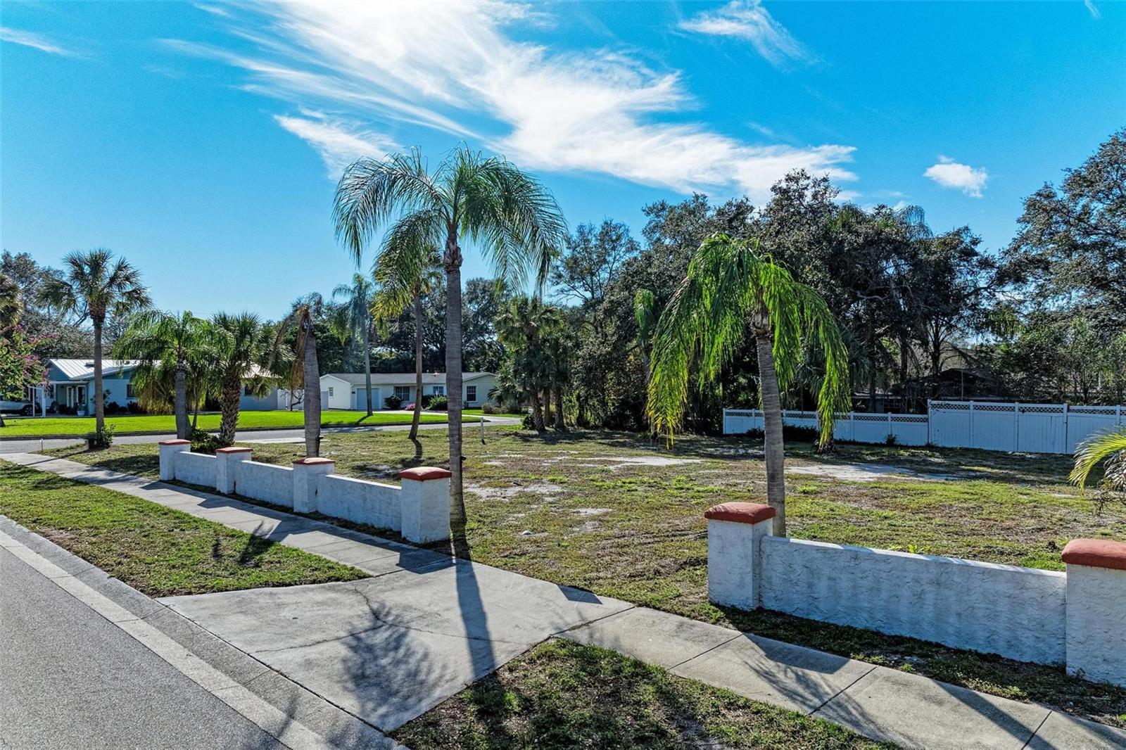 210 77th Street, FL