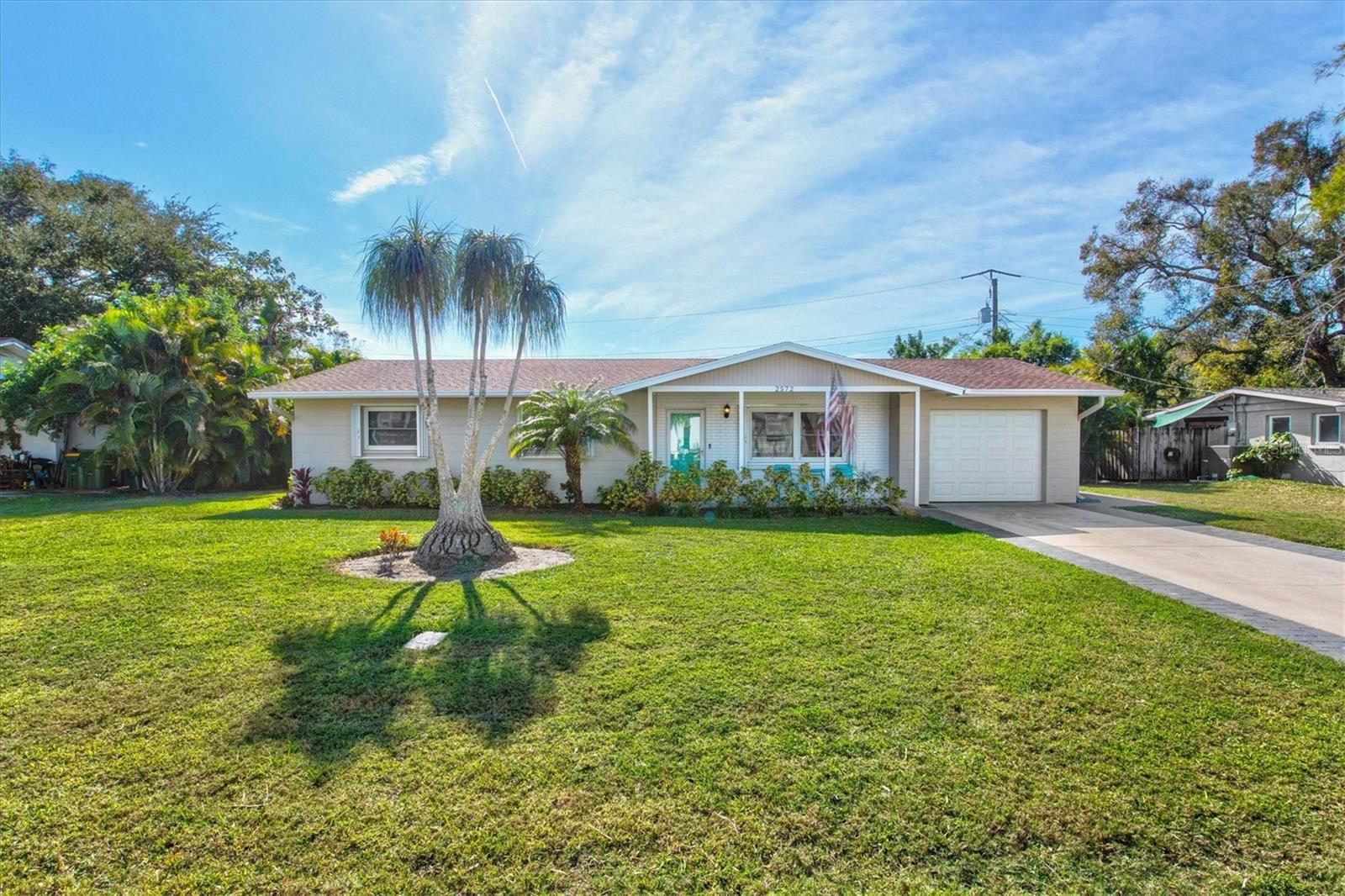 2572 Jefferson Circle, FL