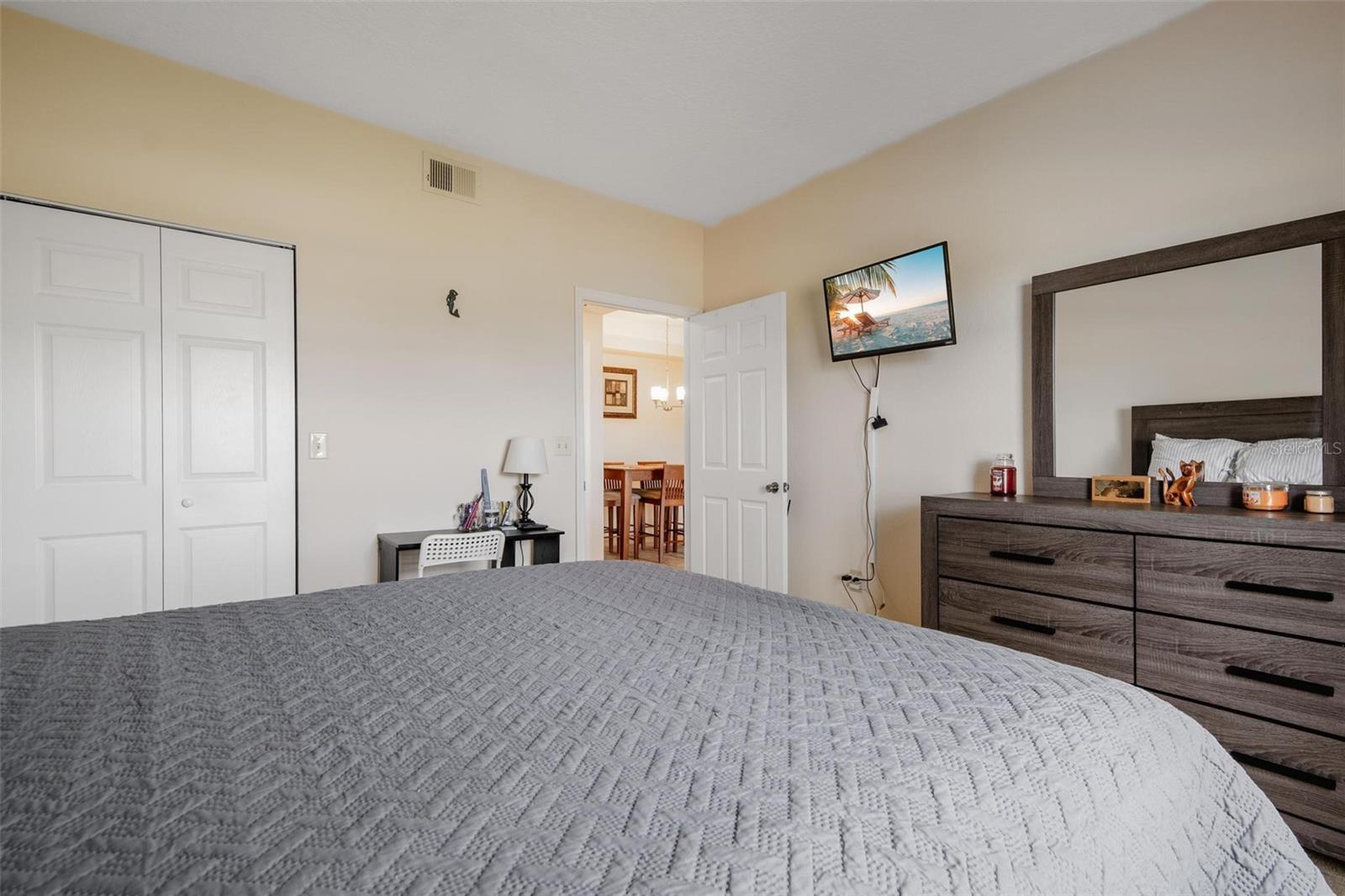 11490 Villa Grand, FL