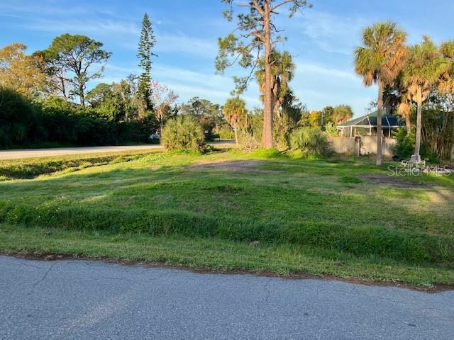 Oxalis Rd, FL