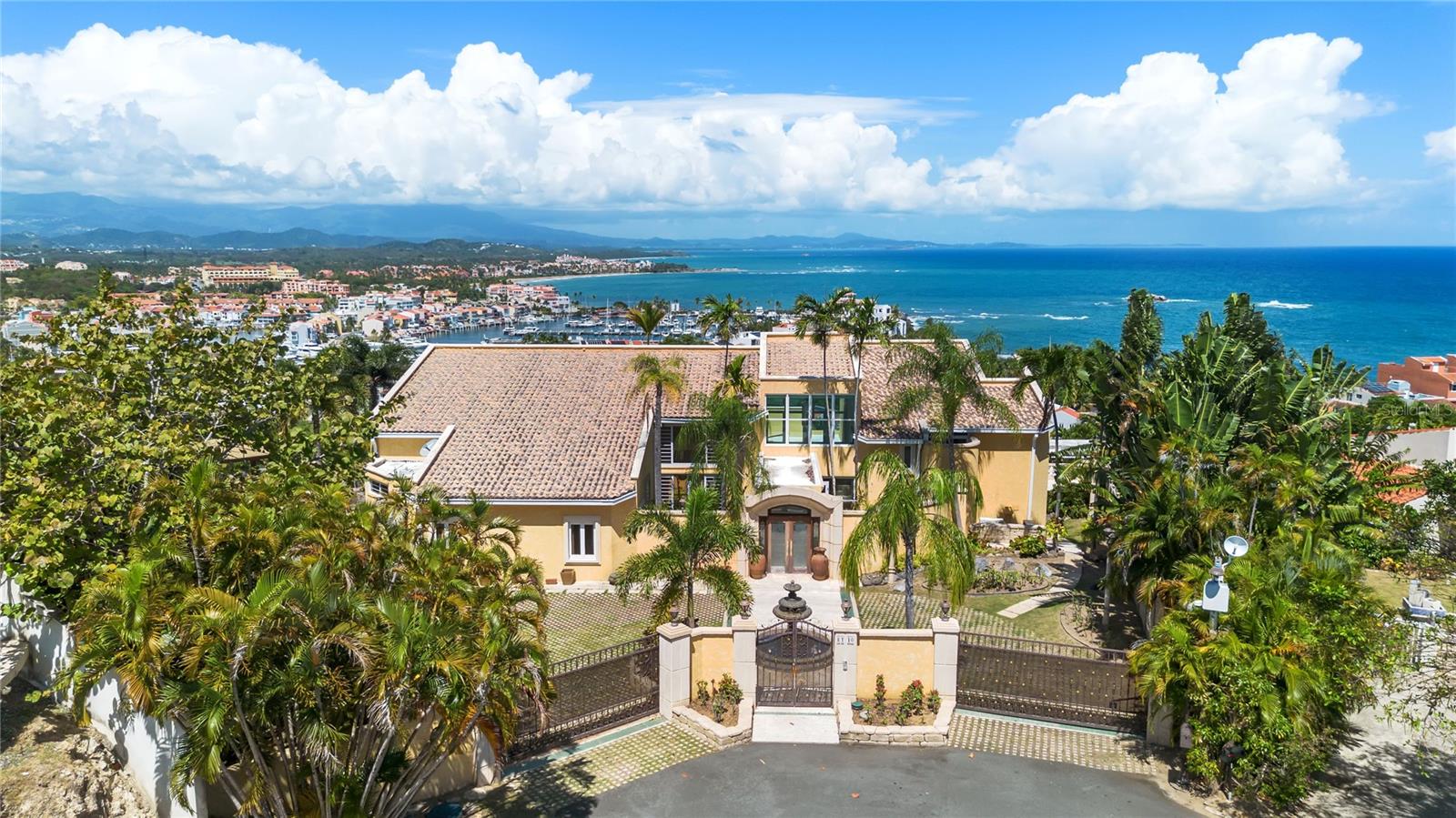 10 Ridgetop, PR