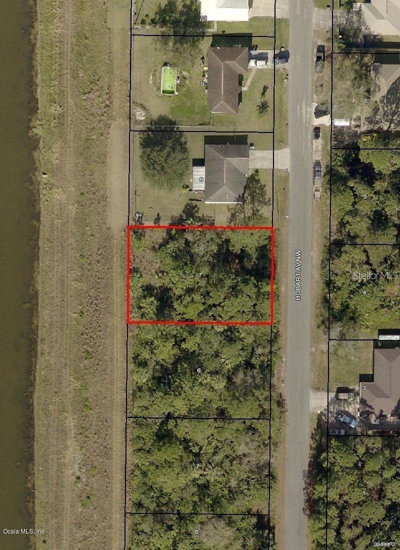 544 Hobart Ave Nw, FL