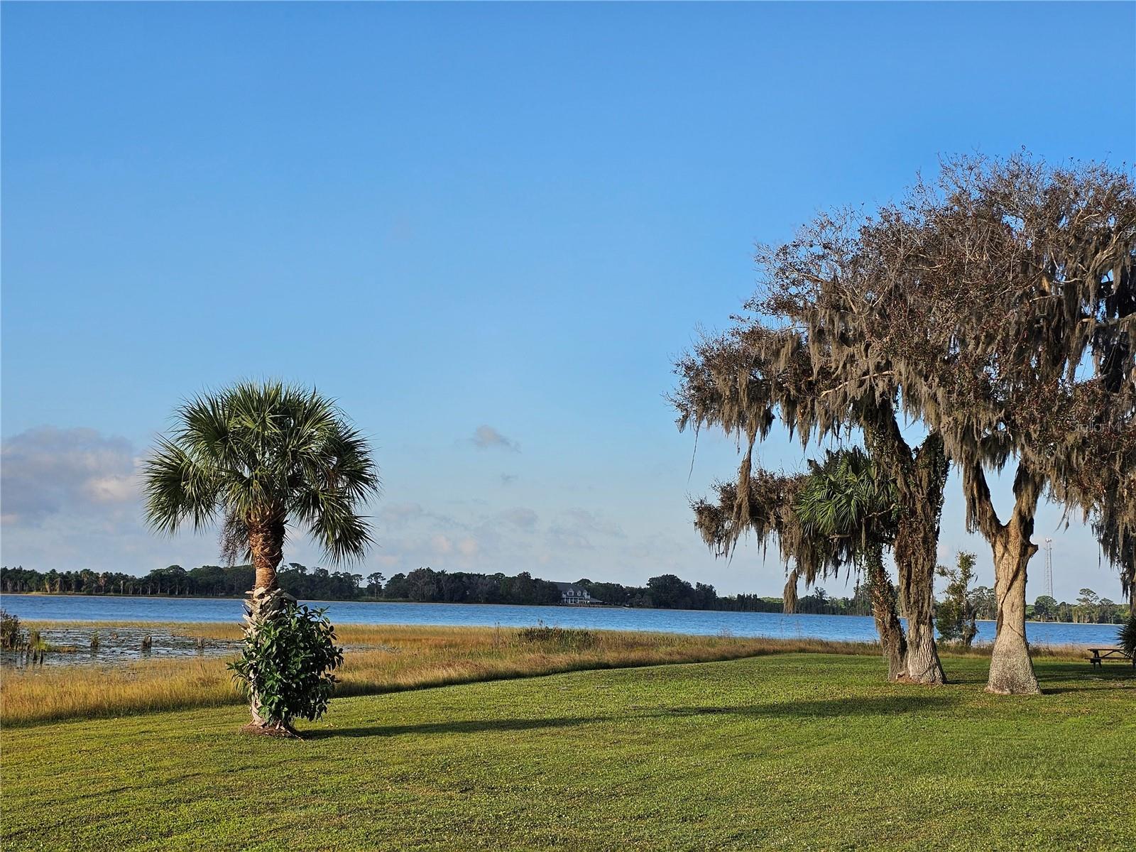 213 Imagination Drive, FL