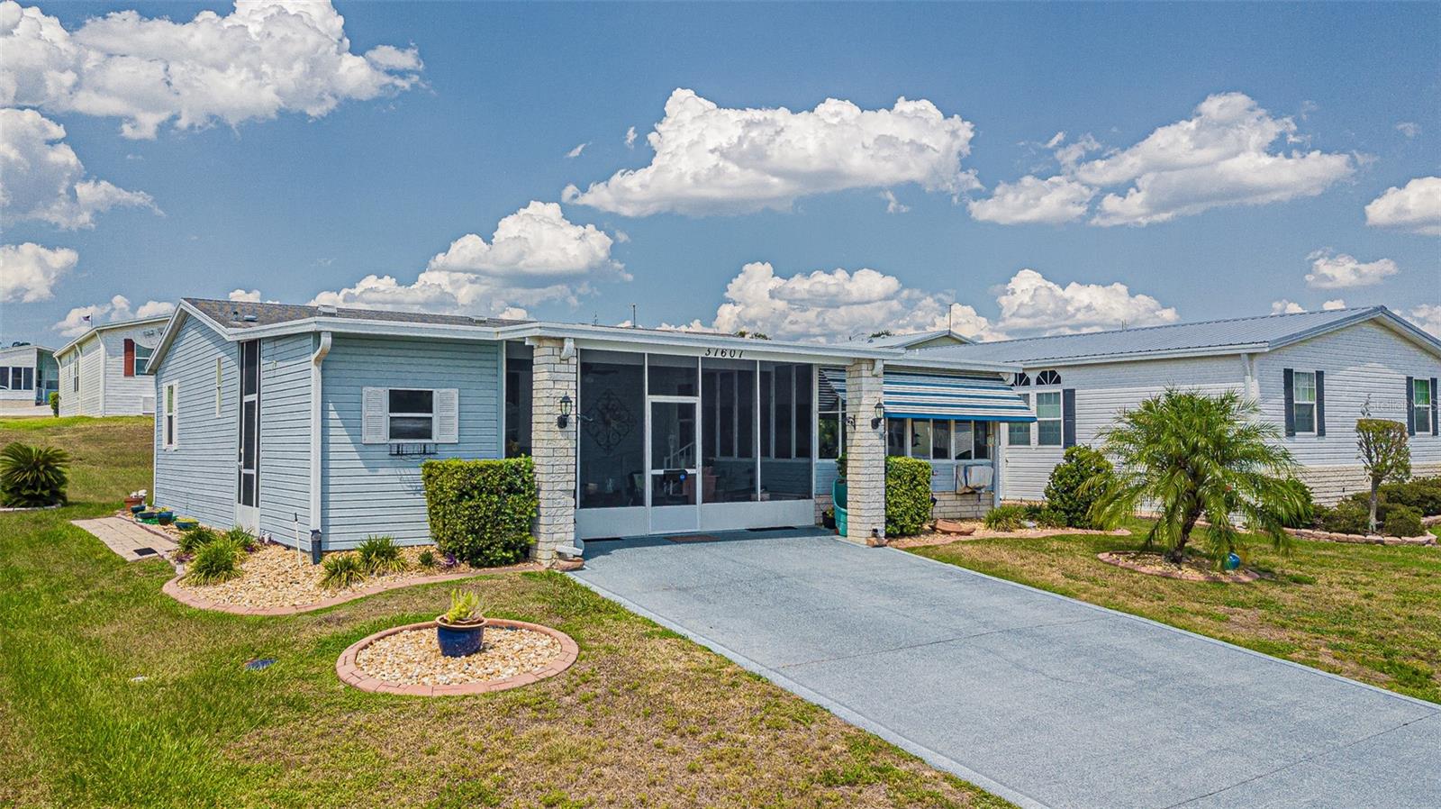 37607 Neukom Avenue, FL