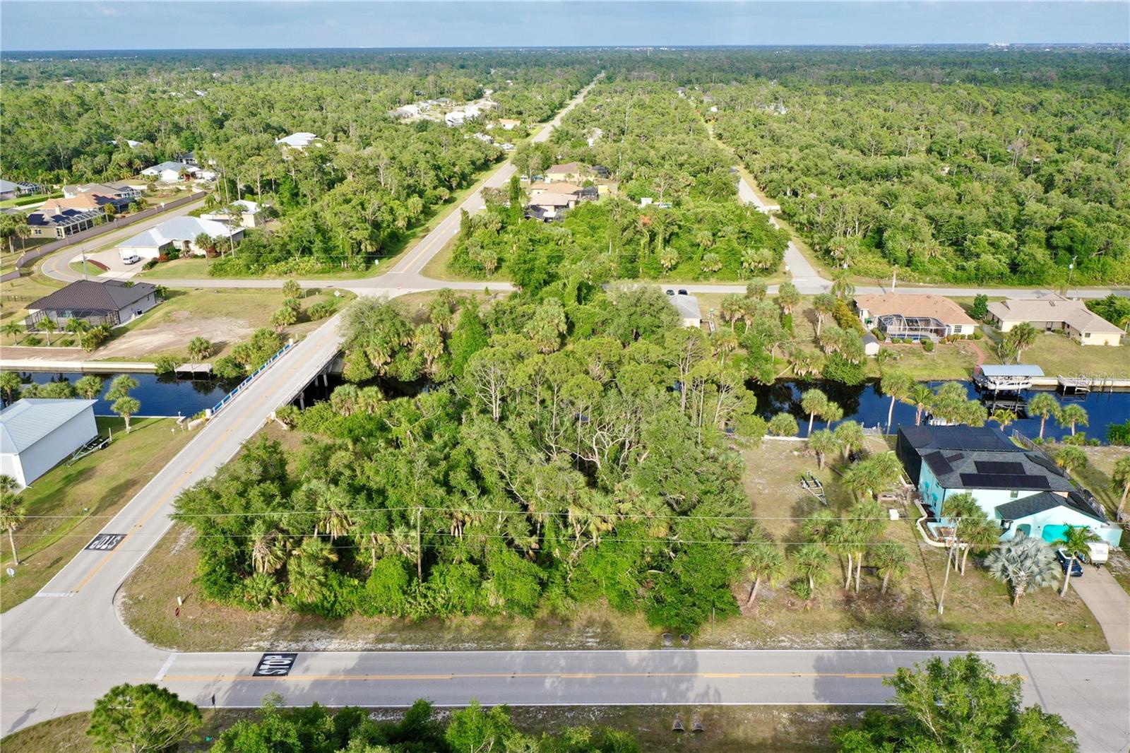 3020 Como St, FL