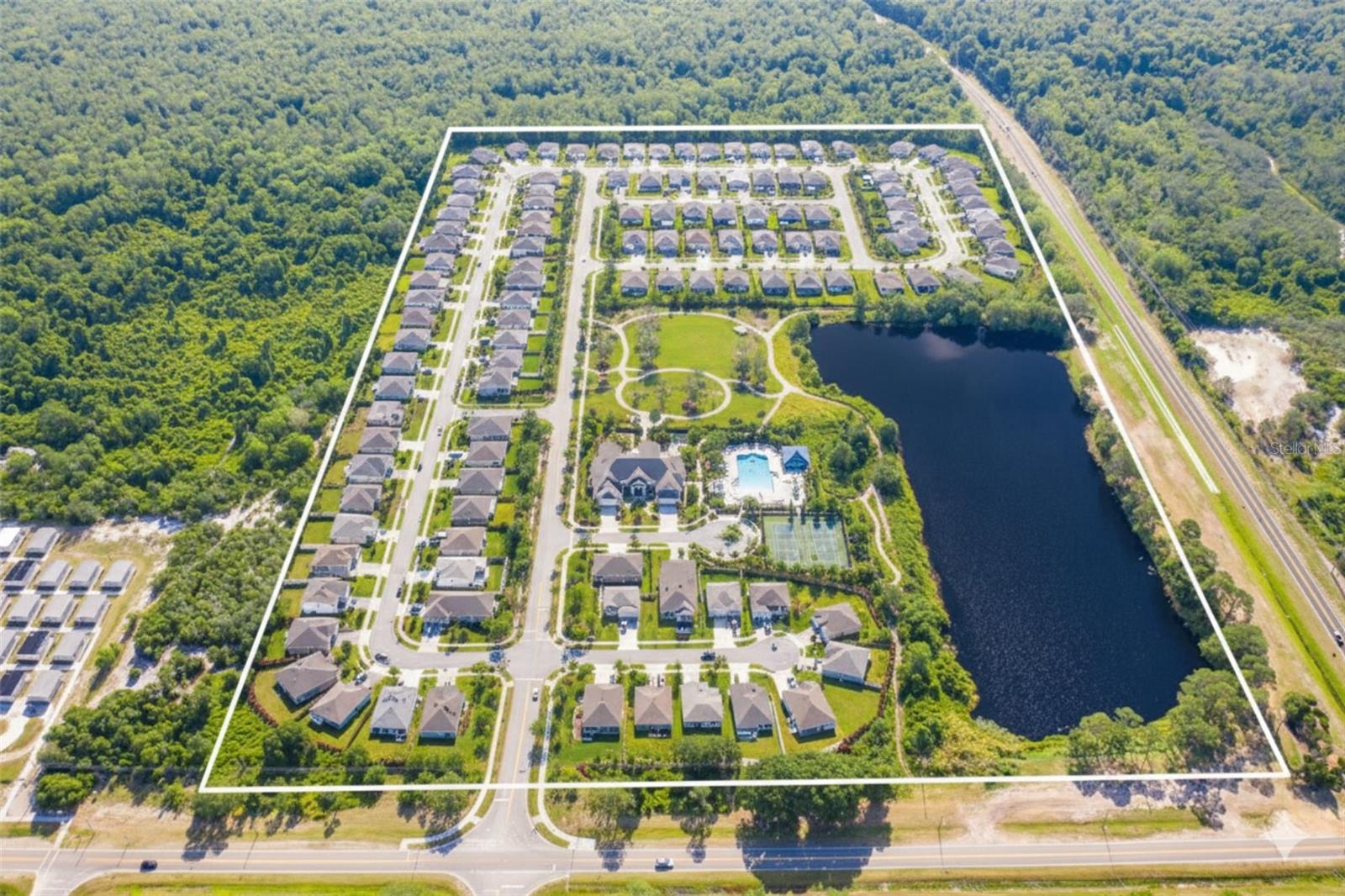 Laurel Ave, FL
