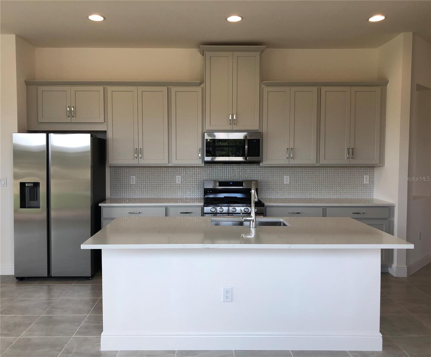 2323 Datura Loop, FL