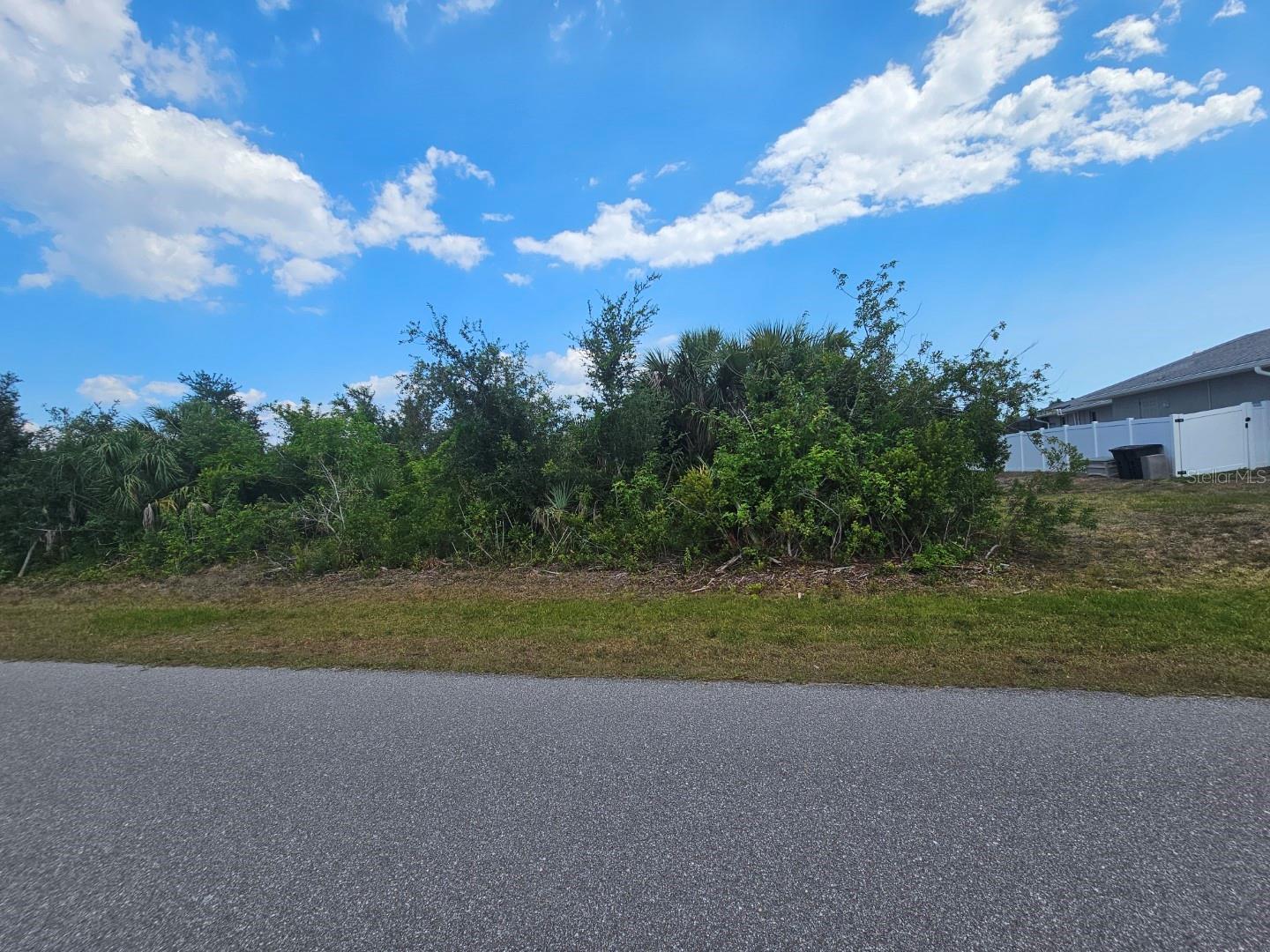 15595 Stuart Circle, FL