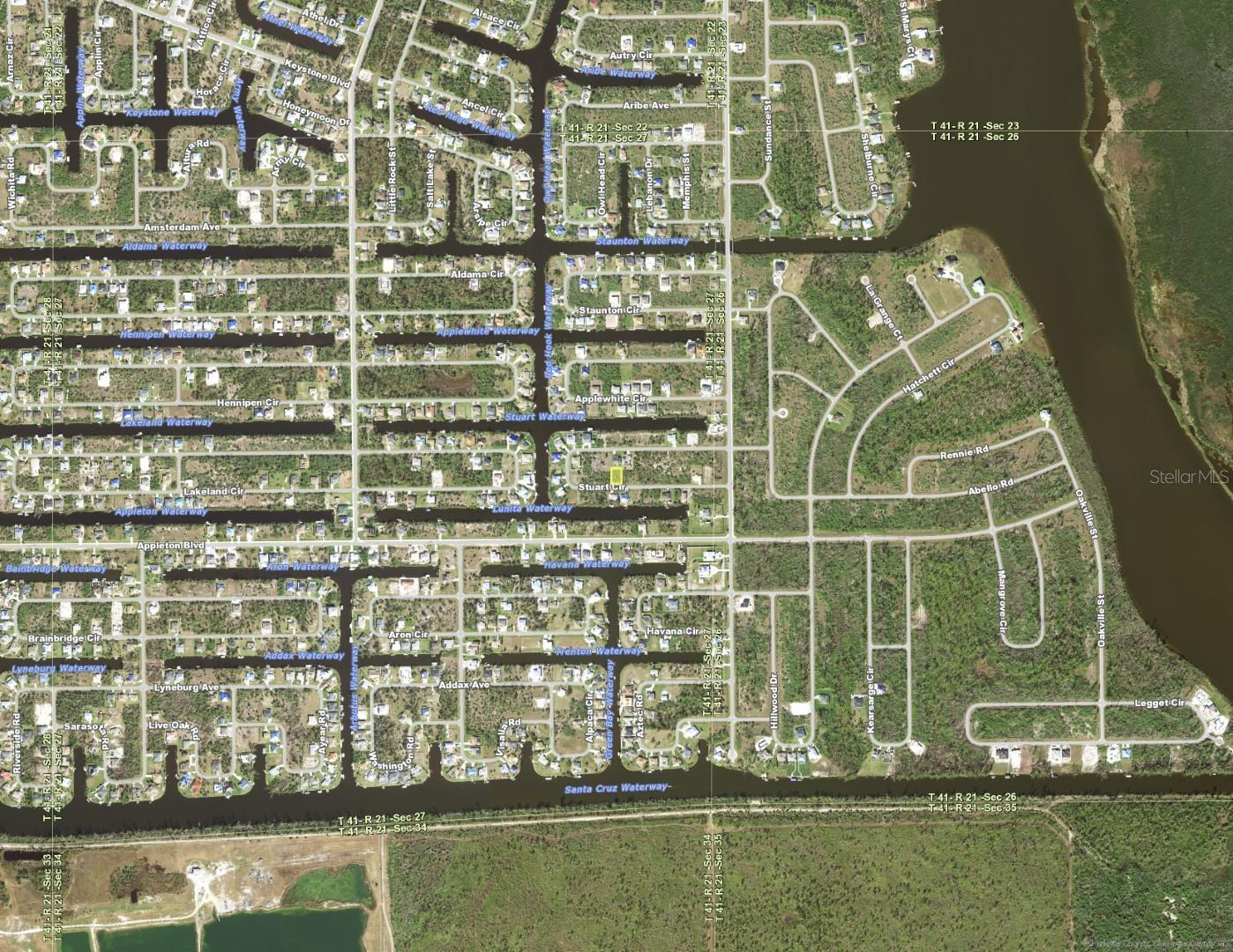 15723 Stuart Circle, FL