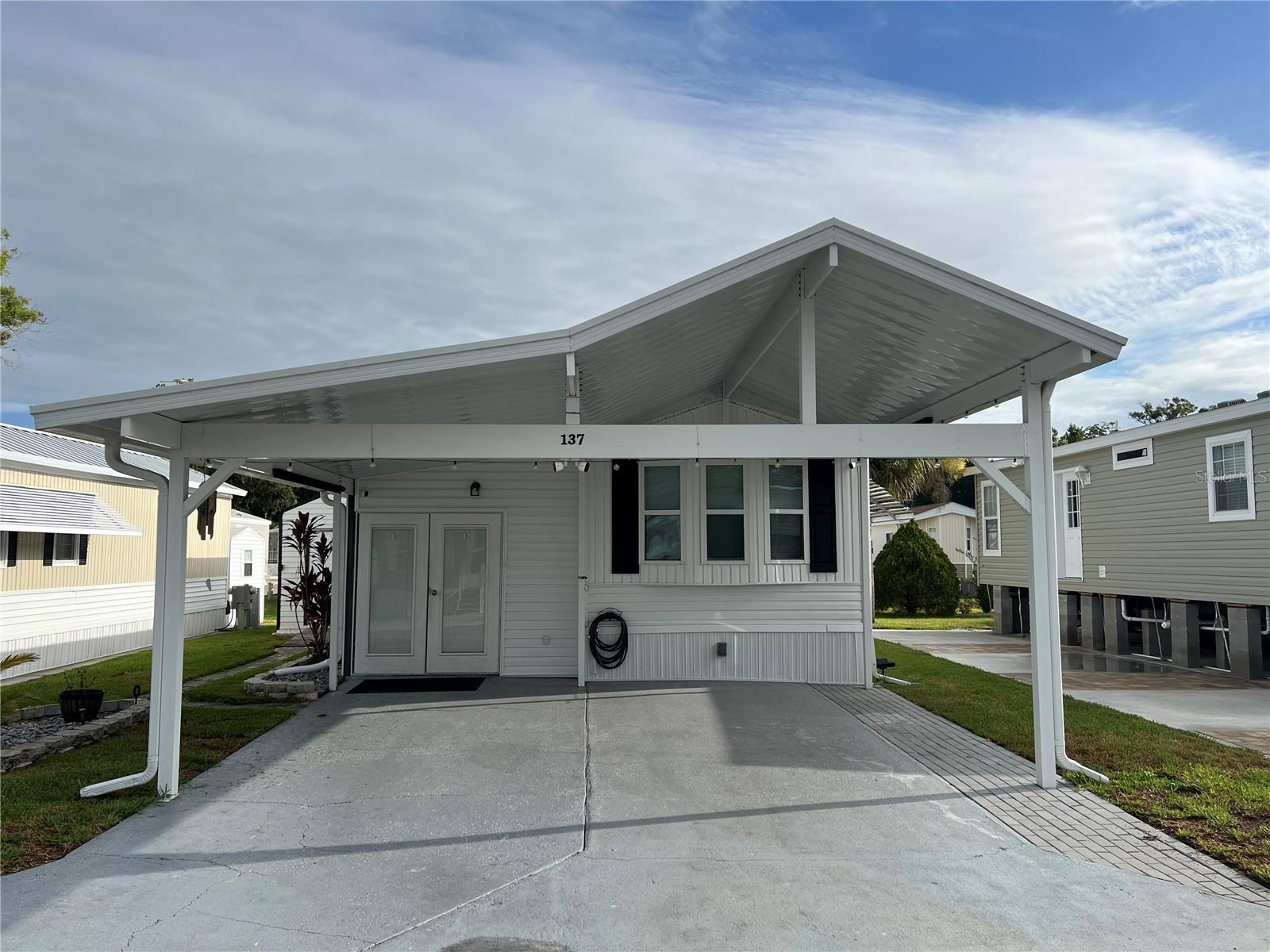 137 Citrus Ridge Drive, FL