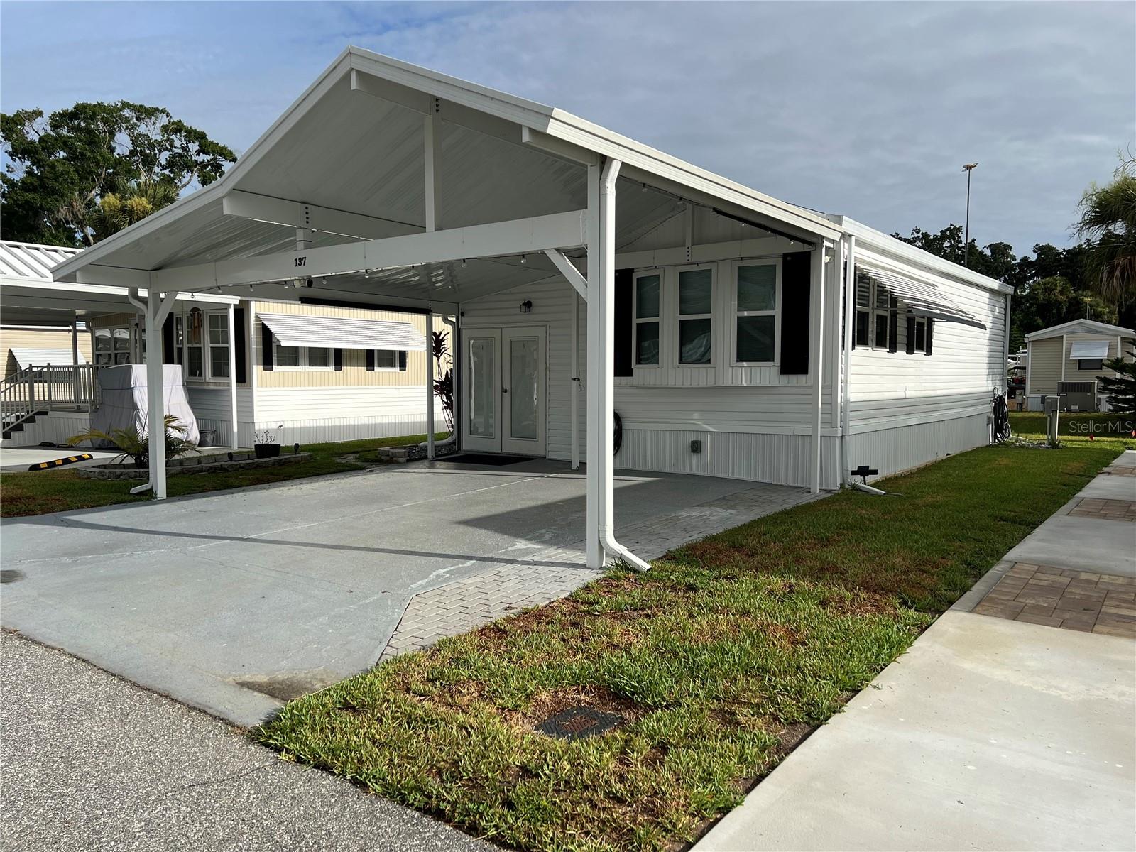 137 Citrus Ridge Drive, FL