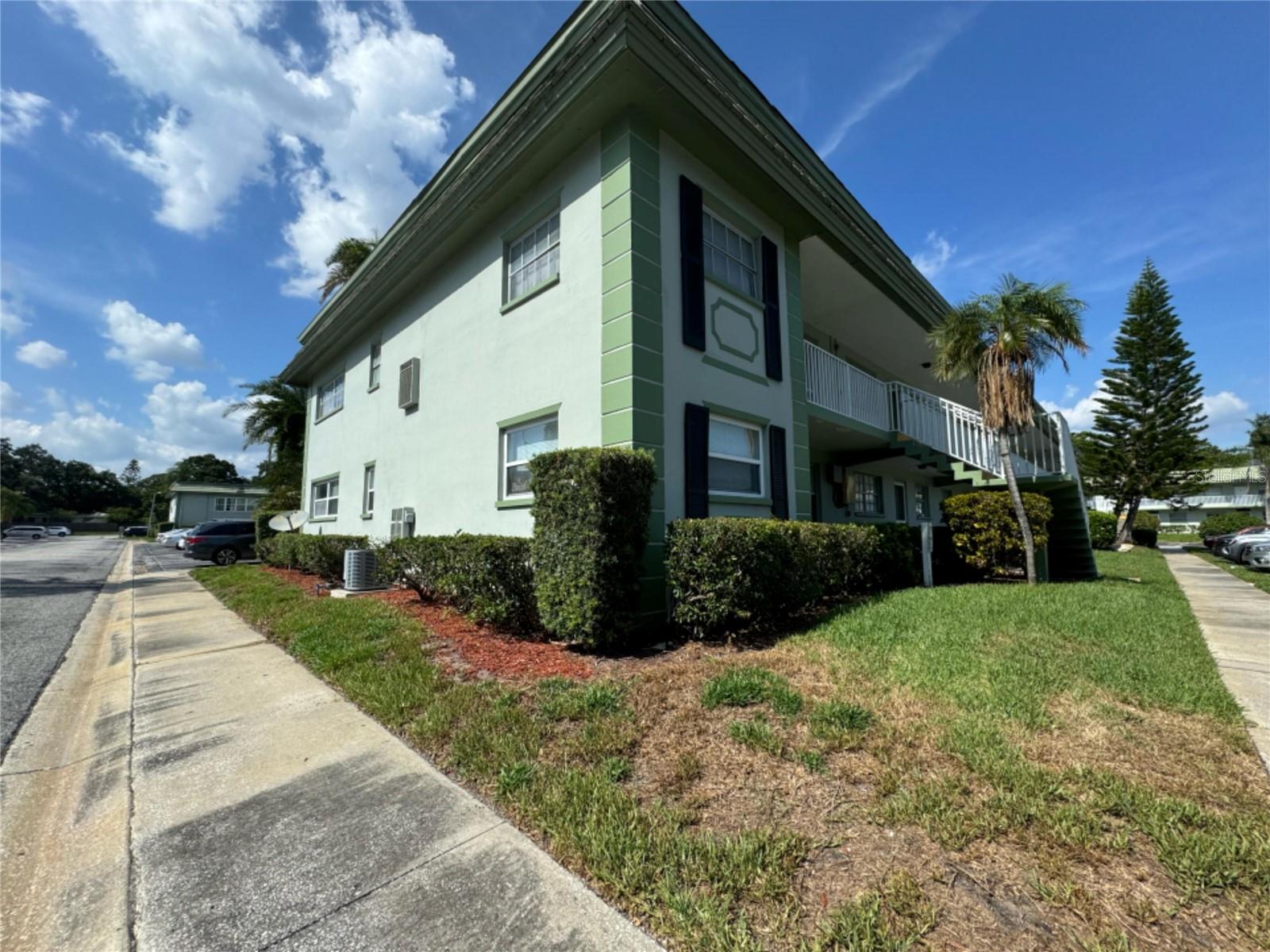 1433 Belcher Road, FL