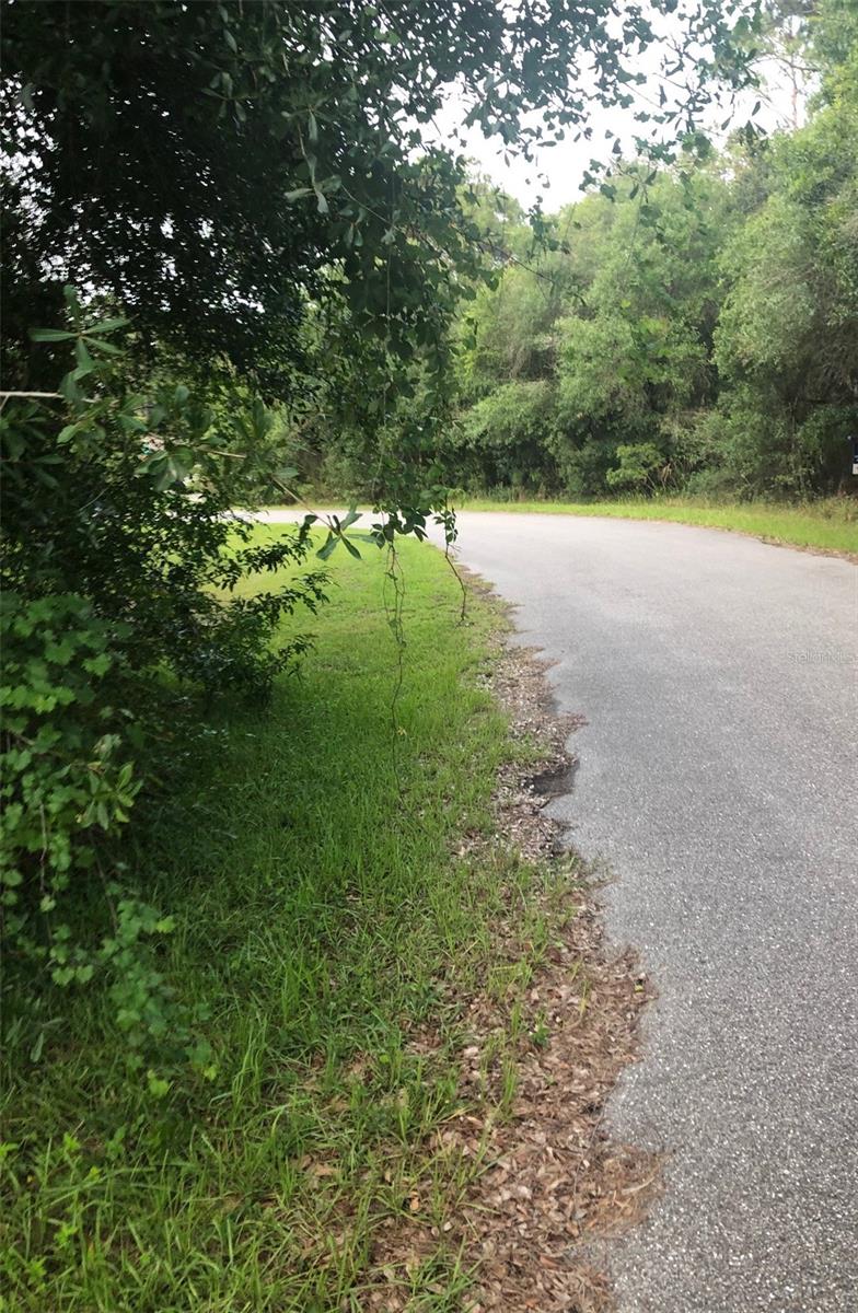 Hagedom Avenue, FL